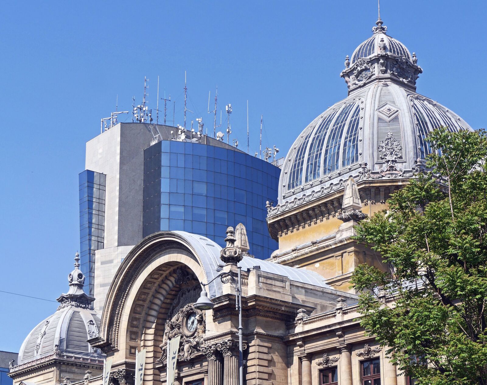 Panasonic Lumix DMC-GH3 sample photo. Architecture, city, sky, landmark photography