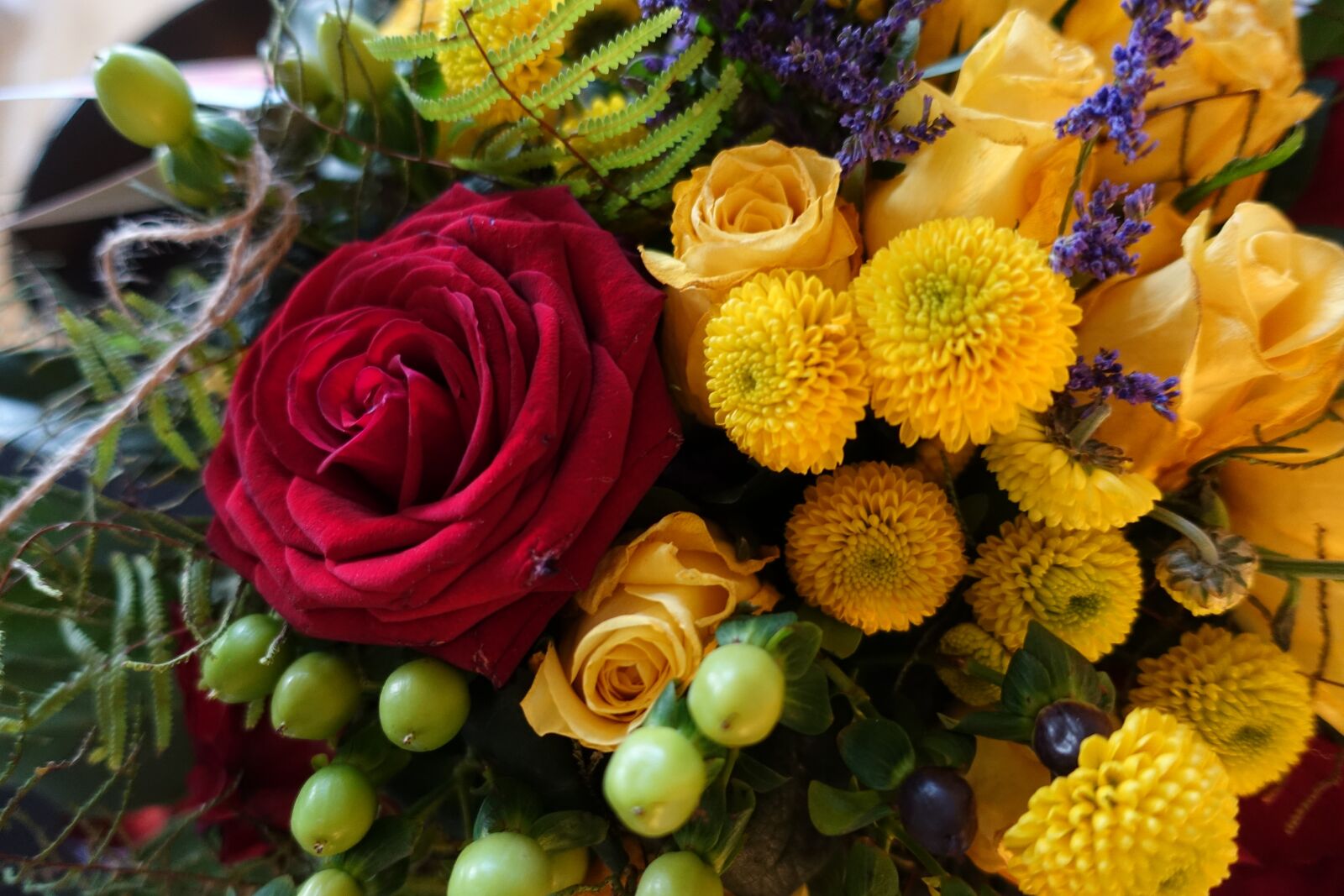 Sony Cyber-shot DSC-RX100 III sample photo. Bouquet, flowers, jubilee photography