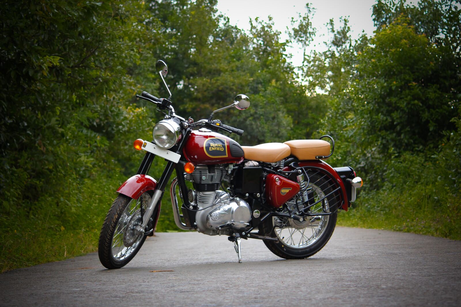 Canon EOS 700D (EOS Rebel T5i / EOS Kiss X7i) sample photo. Royal enfield, rider, bike photography