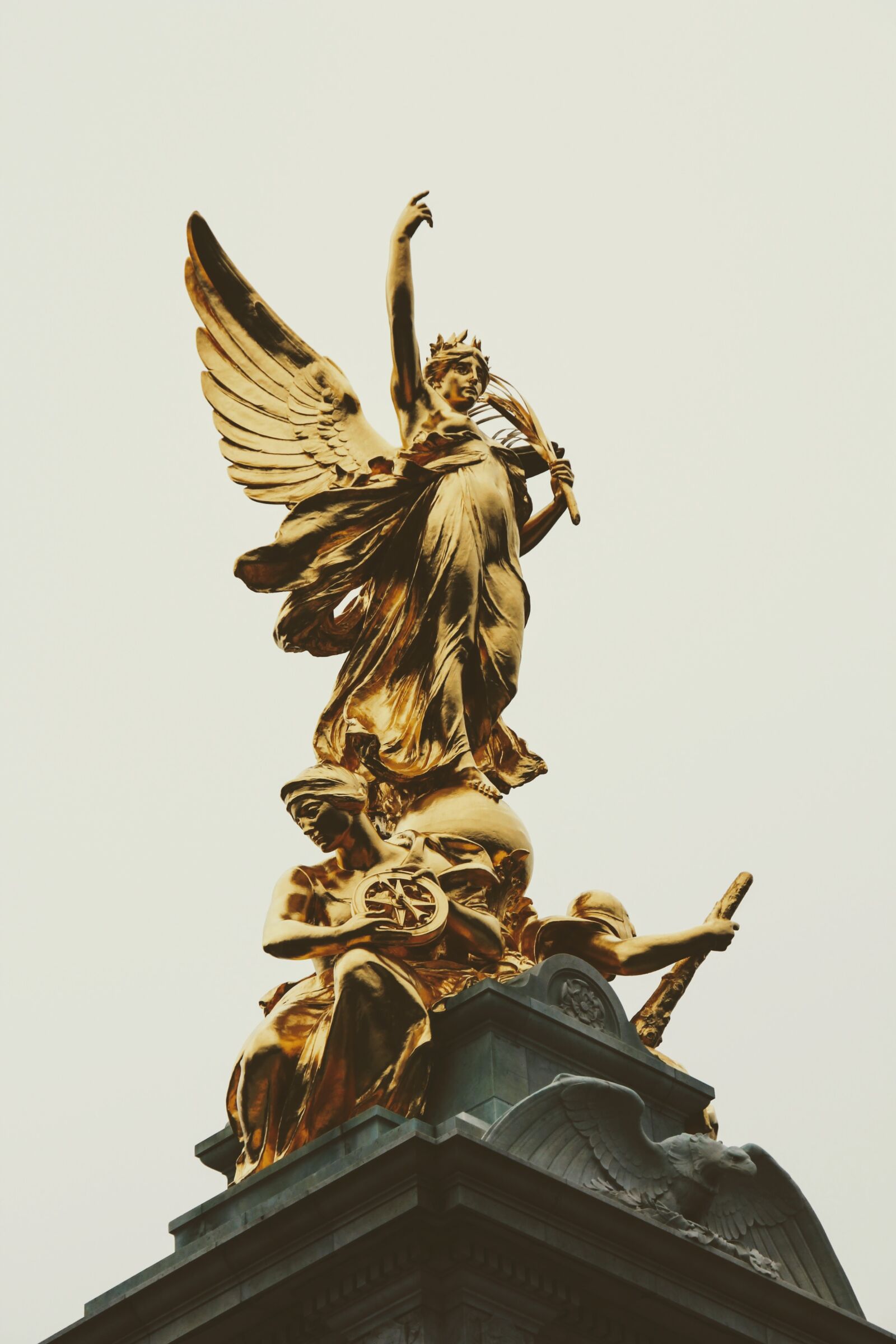 Canon EOS 60D sample photo. London, buckingham palace, detail photography