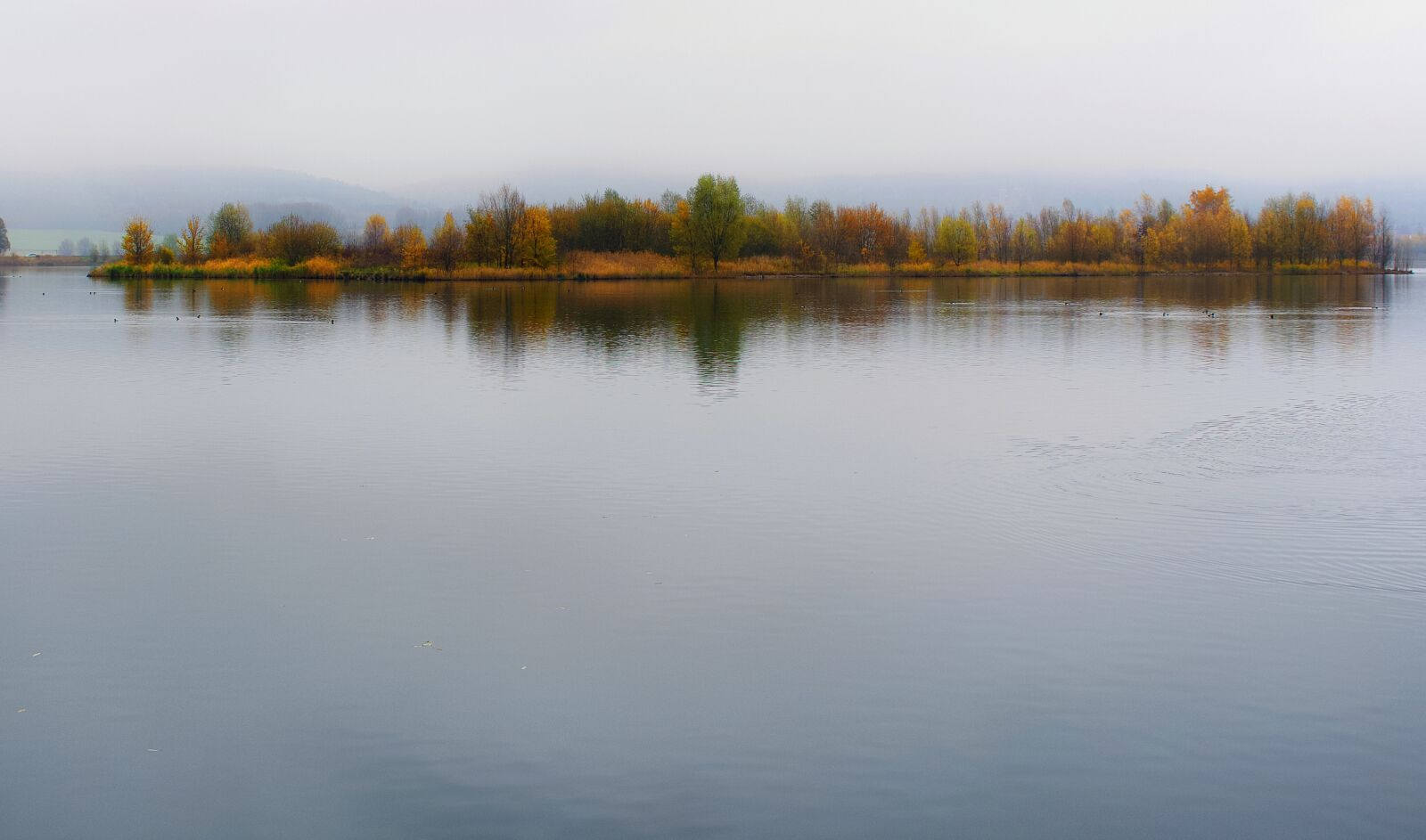 Canon EOS 700D (EOS Rebel T5i / EOS Kiss X7i) sample photo. Lake, brine, sky photography