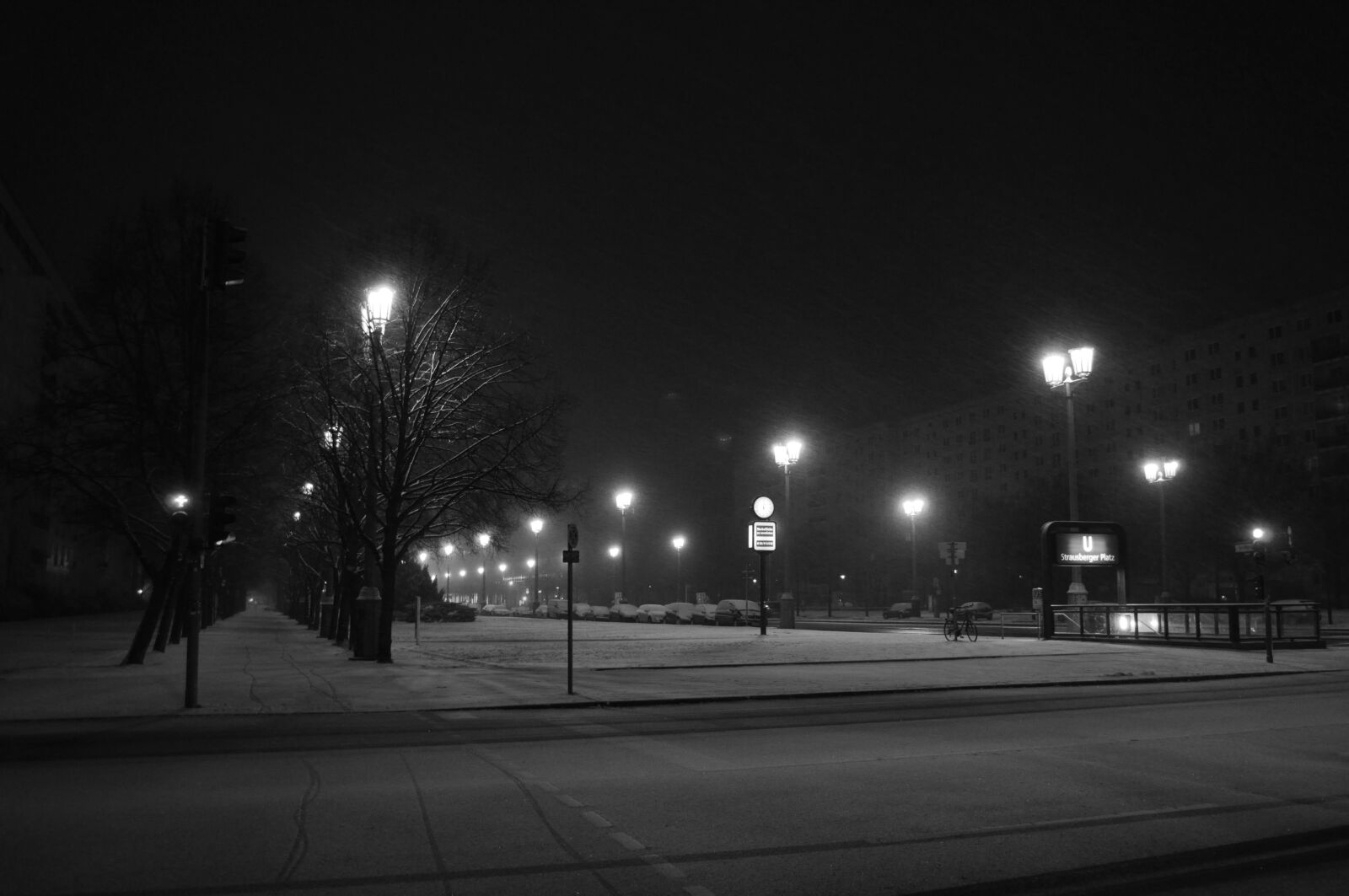 Nikon D90 sample photo. Berlin, night, city photography