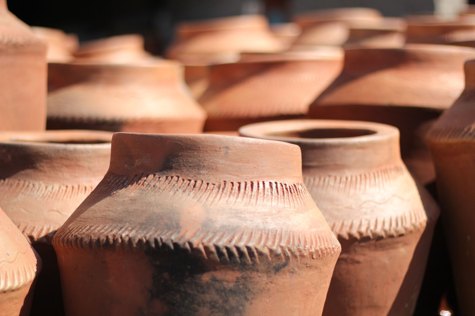 Canon EOS 60D + Canon EF 50mm F1.8 STM sample photo. Pottery photography