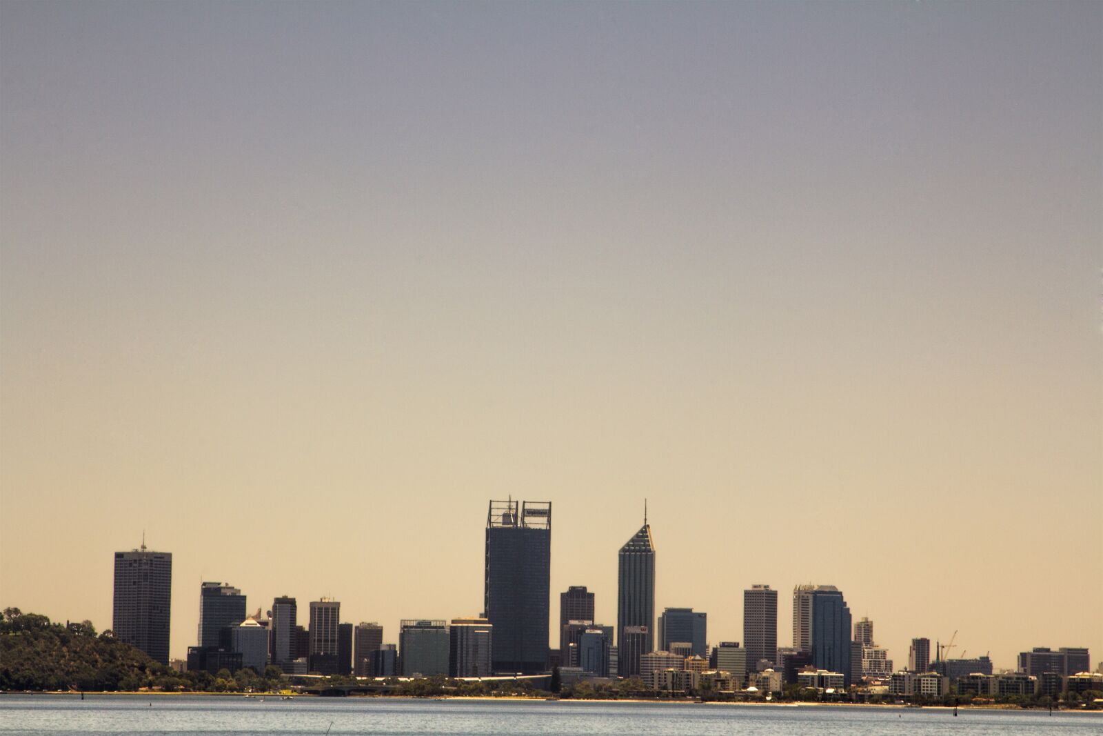 Canon EOS 60D + Canon EF 24-105mm F4L IS USM sample photo. Western australia, city of photography