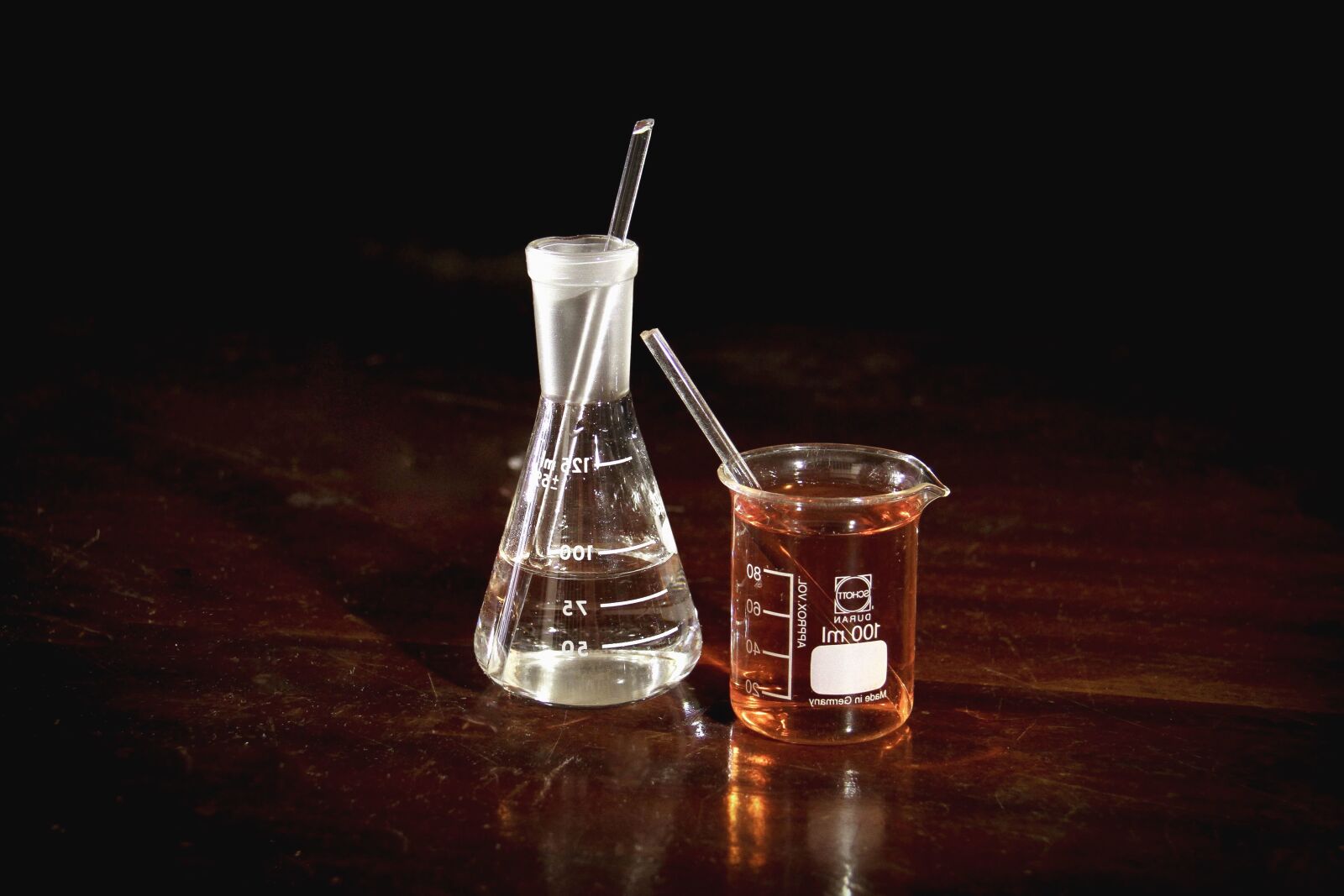 Canon EOS 7D sample photo. Glass, reagent, chemicals, laboratory photography