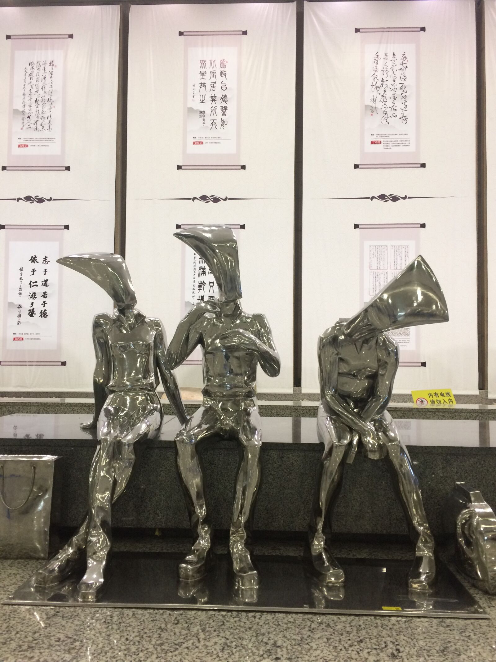 iPhone 5s back camera 4.15mm f/2.2 sample photo. Shopping man rest, statues photography