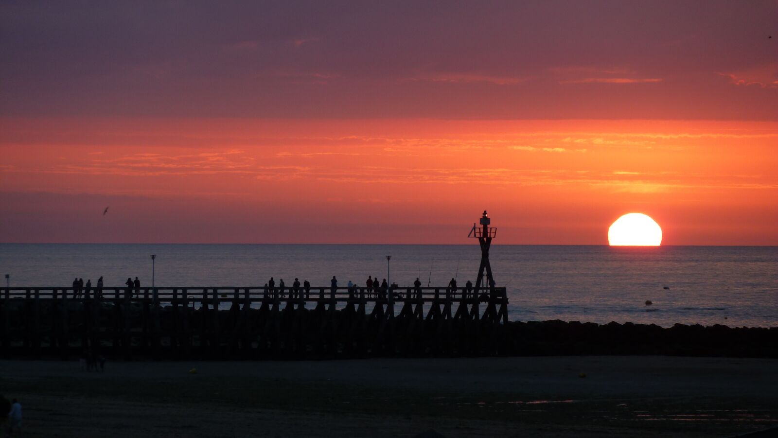 Panasonic Lumix DMC-ZS5 (Lumix DMC-TZ8) sample photo. Sunset, pier, sea photography