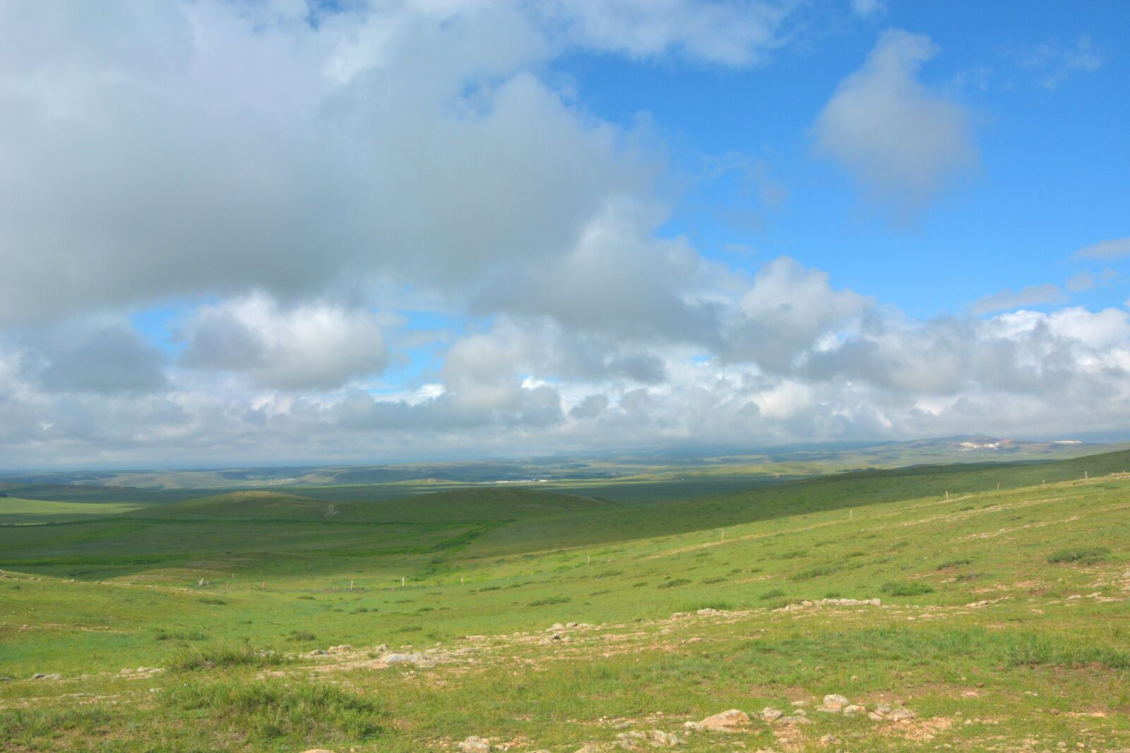 Nikon D5200 sample photo. Prairie, mountain, cloud photography