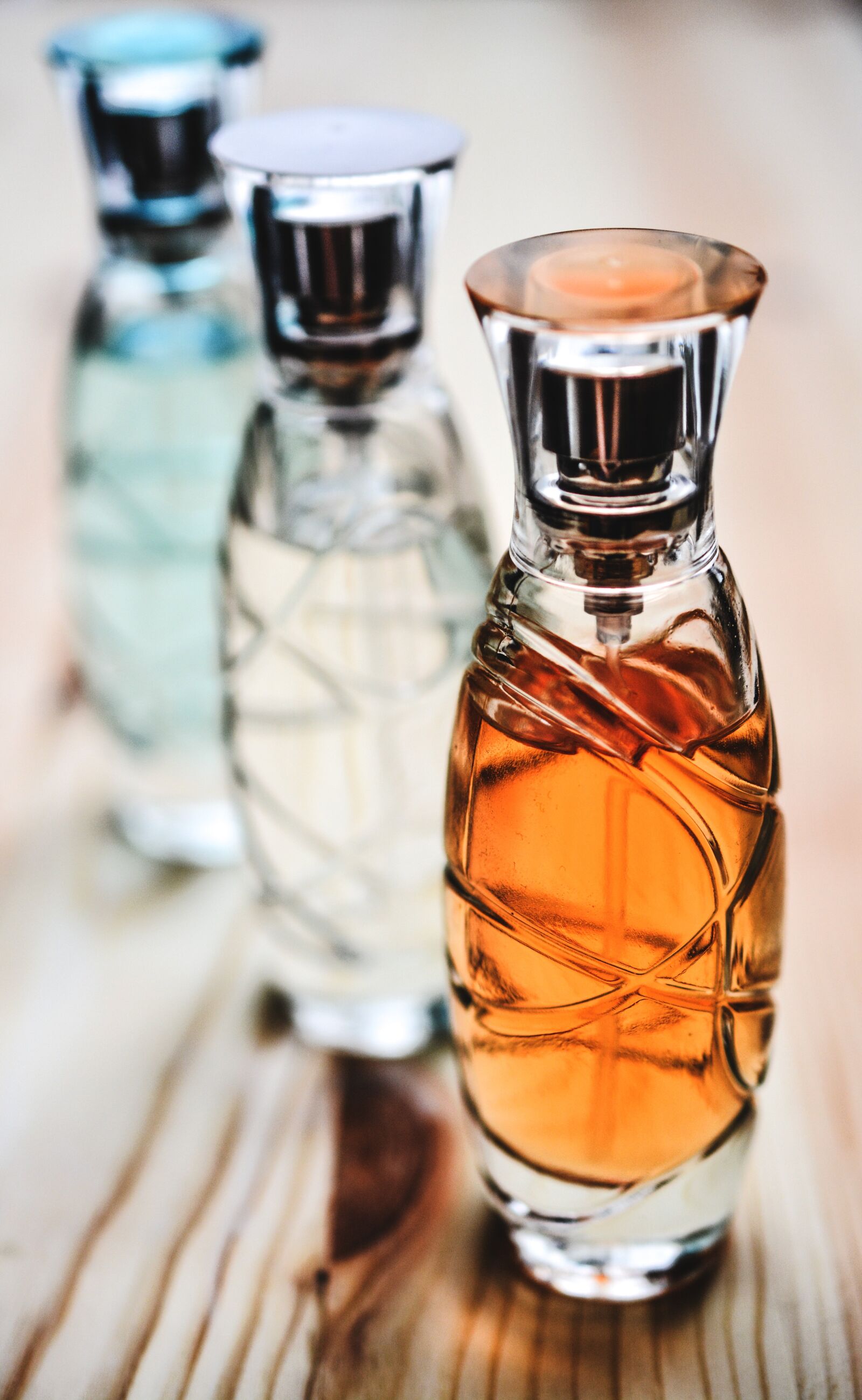 Nikon D5200 sample photo. Perfume, bottle, glass photography
