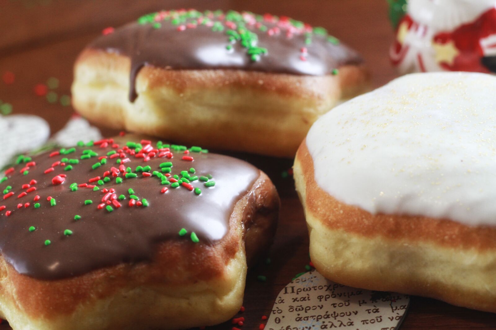 Canon EOS 7D + Canon EF 50mm F1.8 II sample photo. Donuts, chocolate, sweet photography