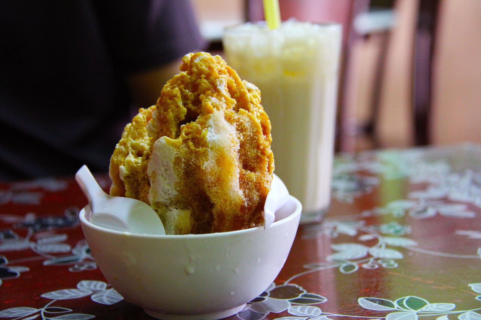 Canon EF-S 18-200mm F3.5-5.6 IS sample photo. Cendol, chendol, dessert photography