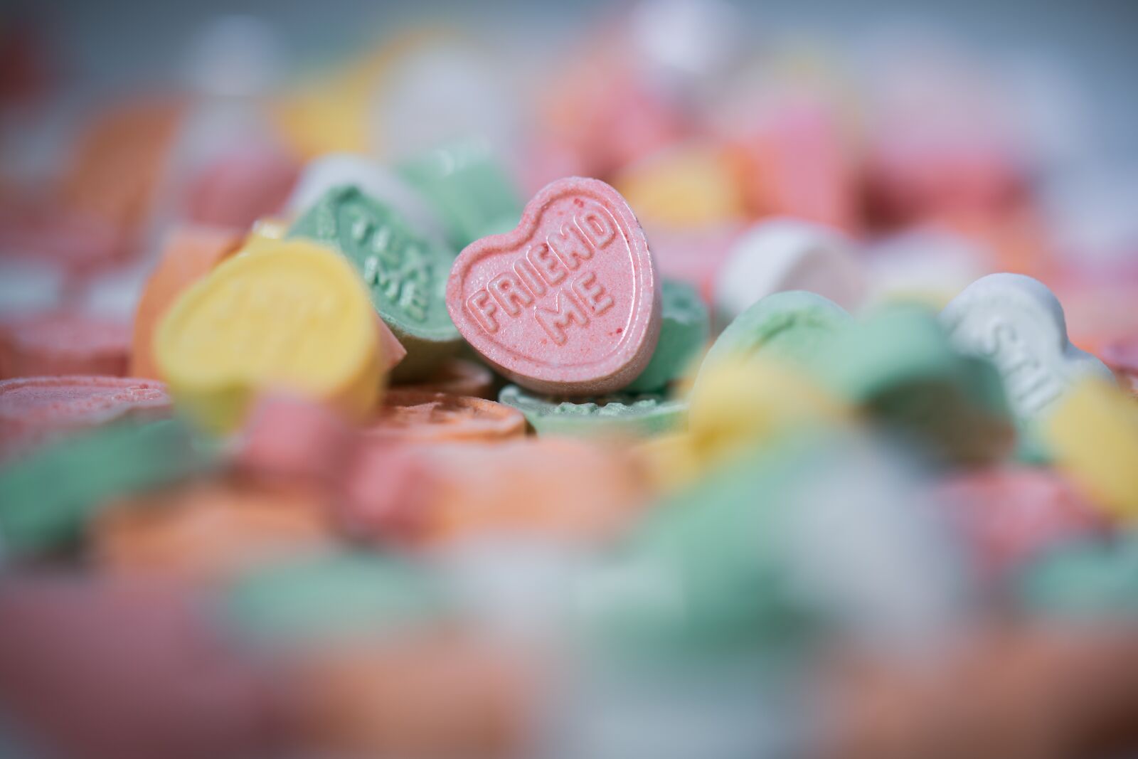 Tamron SP 90mm F2.8 Di VC USD 1:1 Macro sample photo. Hearts, candy, val photography