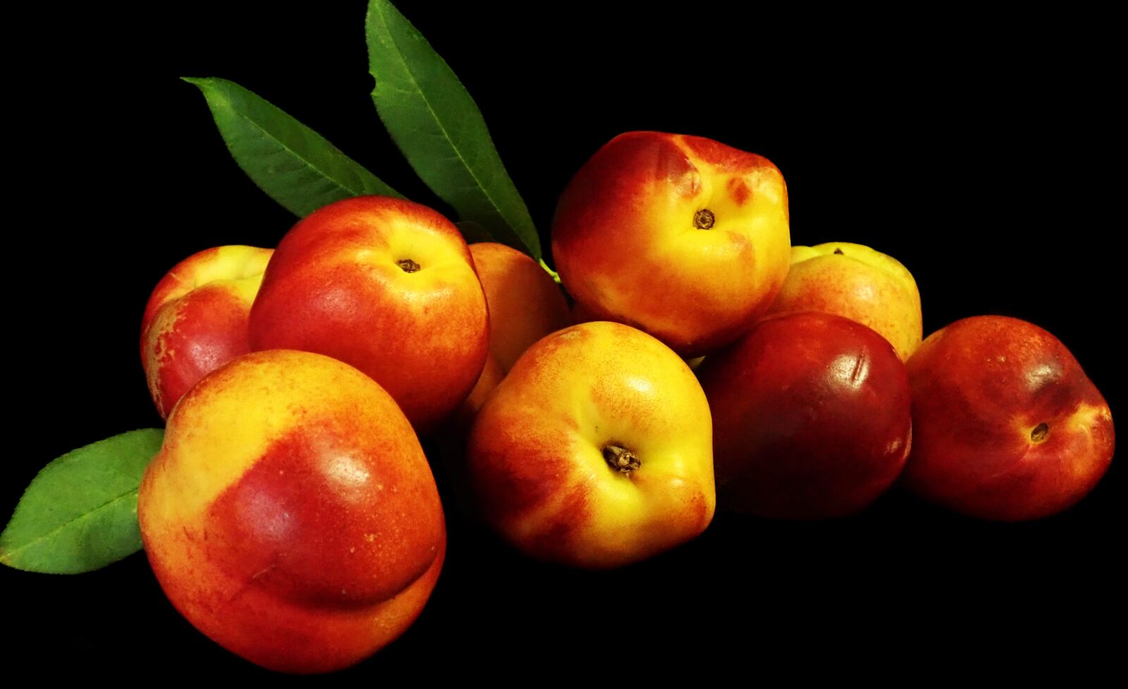 Olympus TG-5 sample photo. Fruit, nectarines, food photography