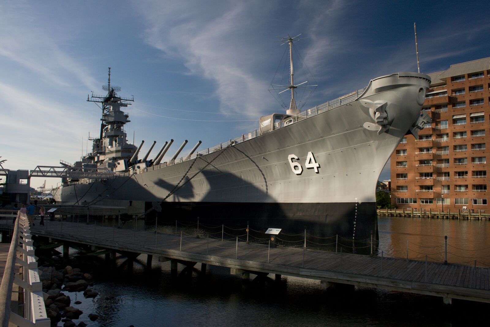 Canon EF-S 18-55mm F3.5-5.6 II sample photo. Battleship, victory, monument photography