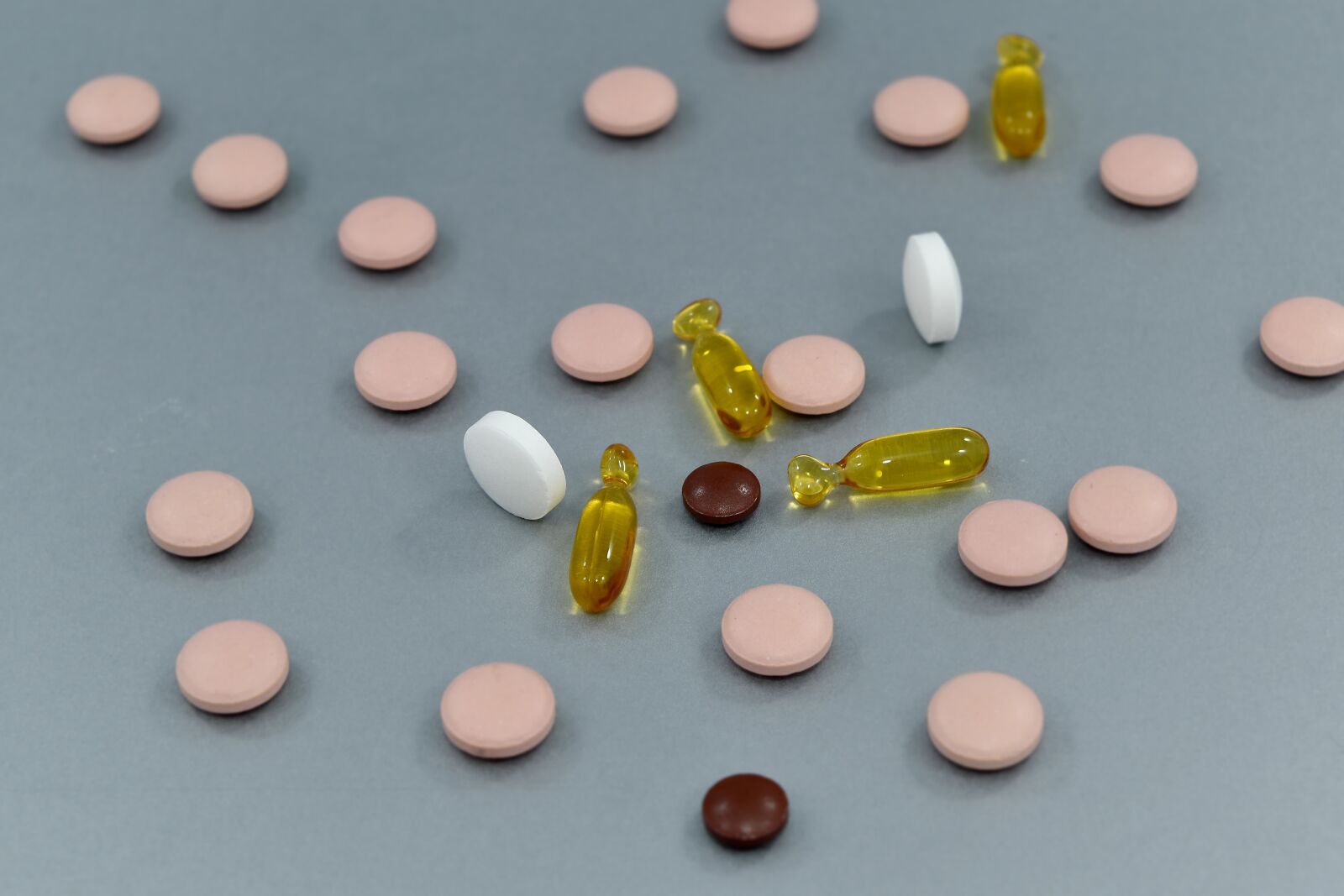Nikon D5500 sample photo. Treatment, medicine, cure, pill photography