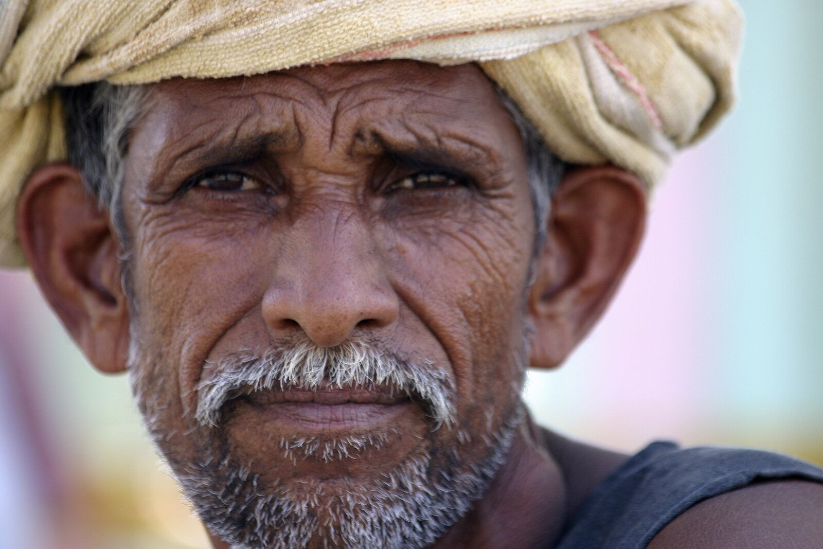 Canon EOS 300D (EOS Digital Rebel / EOS Kiss Digital) sample photo. Indian, farmer, poor photography