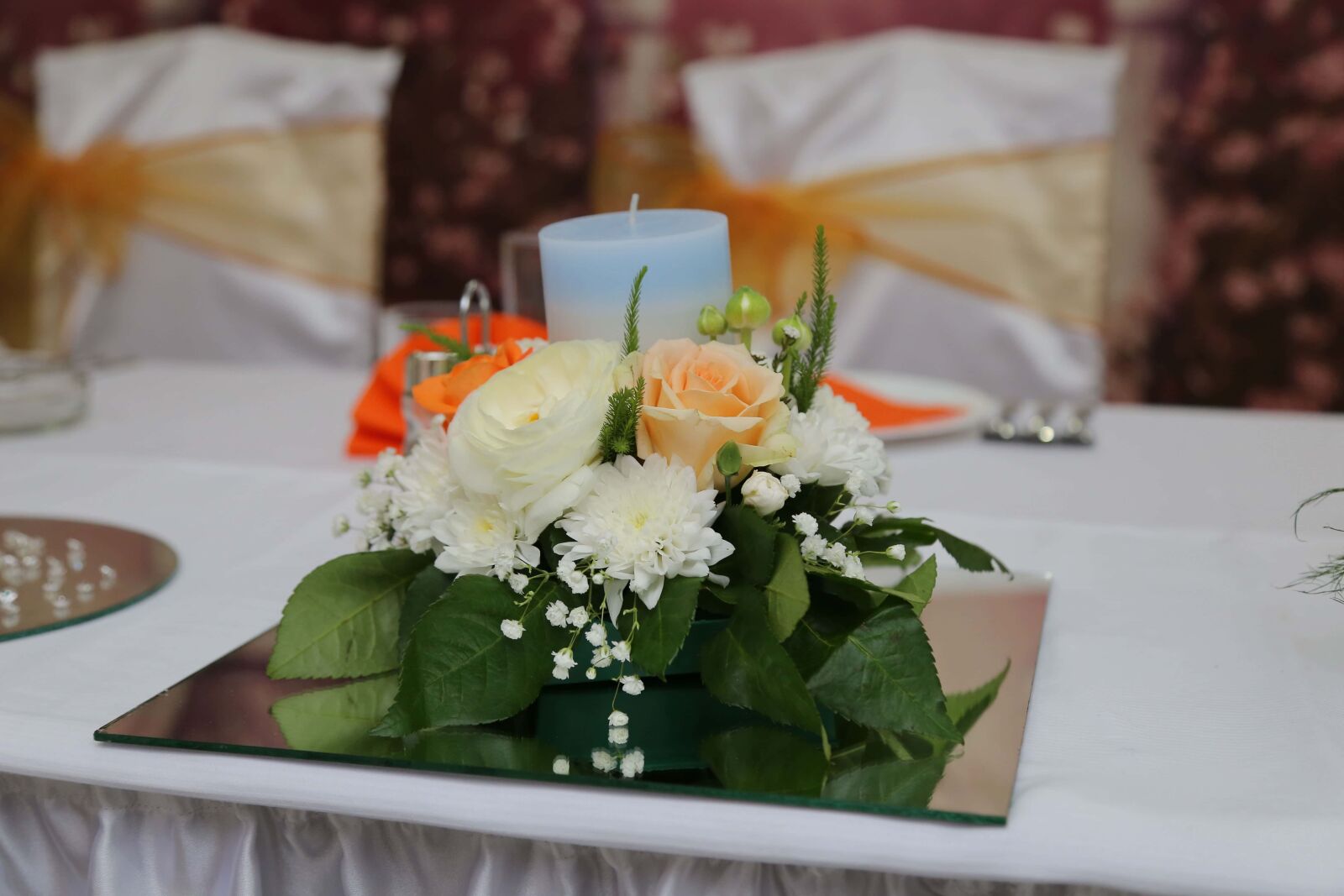 Canon EF 24-105mm F4L IS USM sample photo. Bouquet, arrangement, table, elegant photography