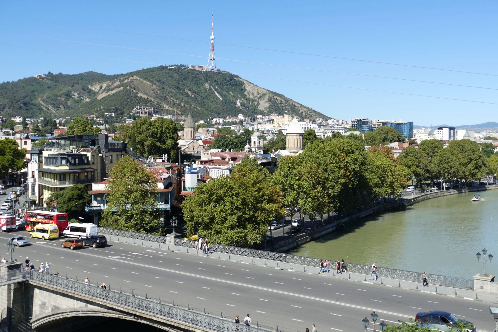 Panasonic Lumix DMC-FZ1000 sample photo. Georgia, tbilisi, capital photography