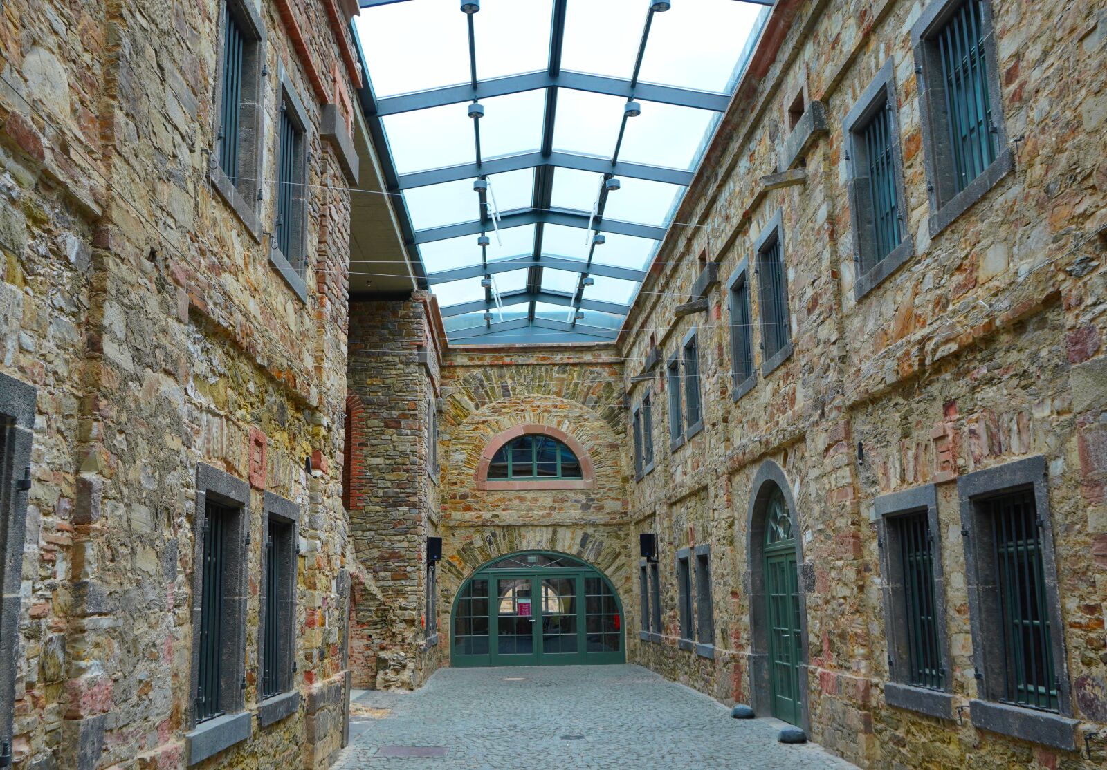 Sony a6400 sample photo. Historically, architecture, building photography