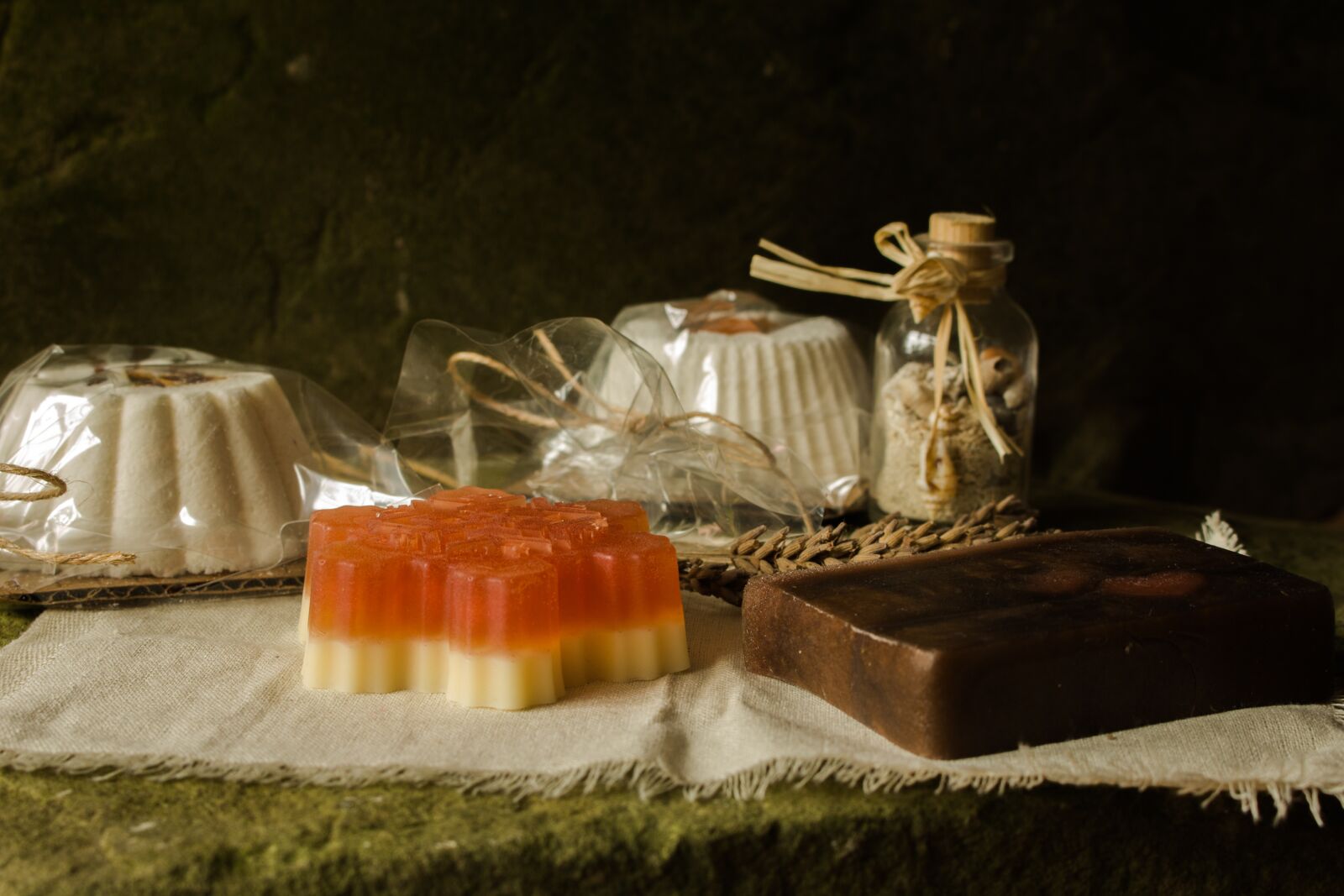Canon EOS 700D (EOS Rebel T5i / EOS Kiss X7i) sample photo. Soap, baba-what do you photography