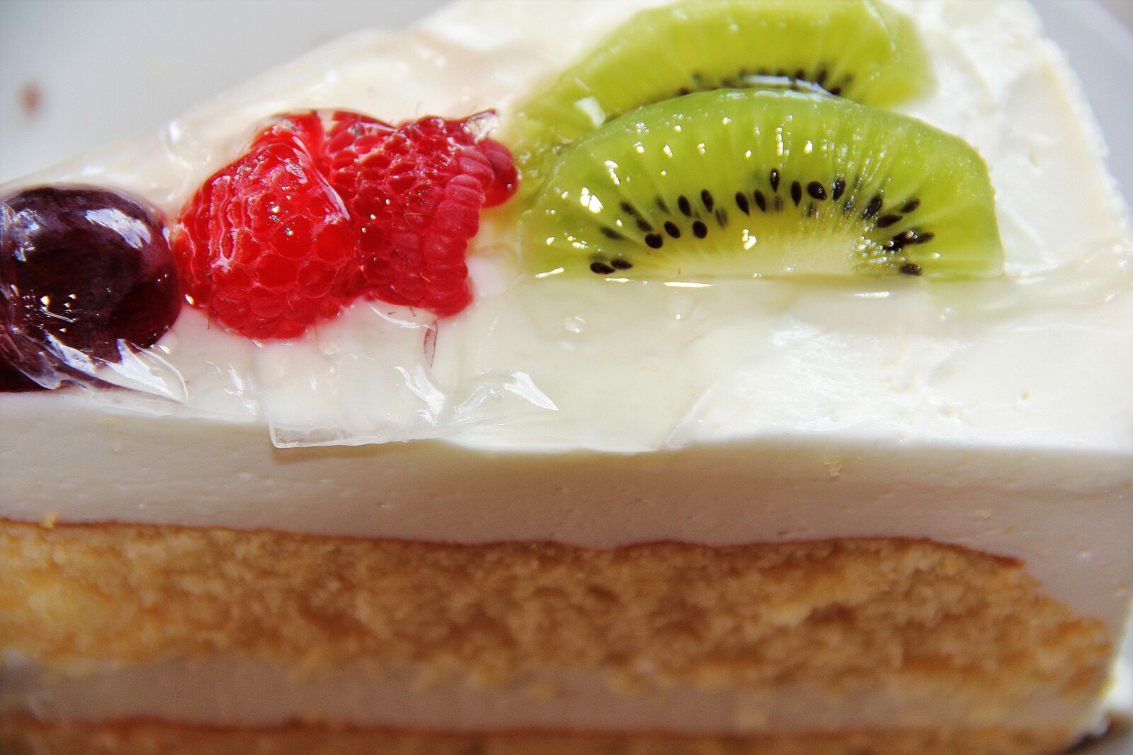 Canon EOS 60D sample photo. Cake, sweet, dessert photography