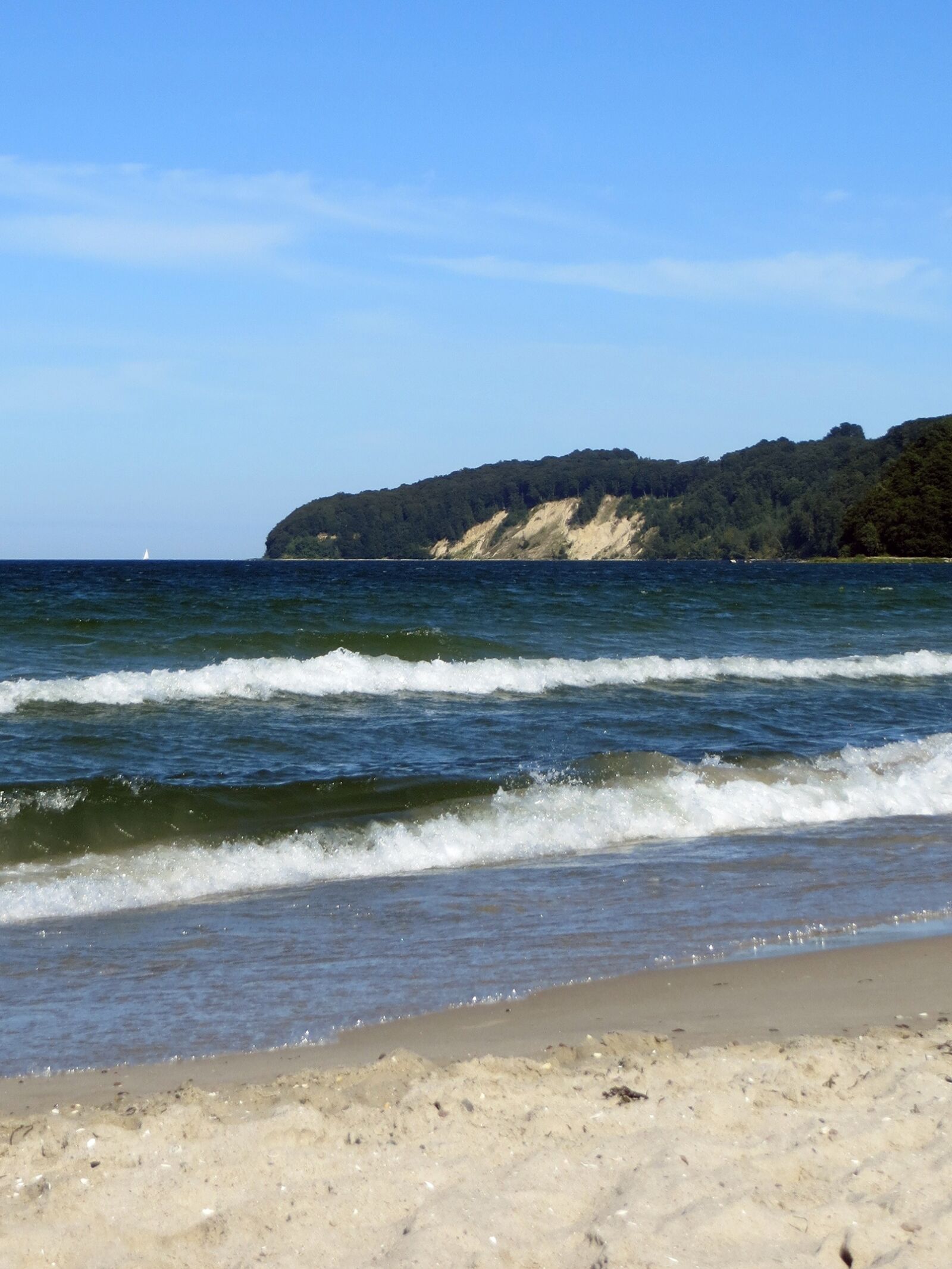 Canon PowerShot SX240 HS sample photo. Water, sea, beach photography