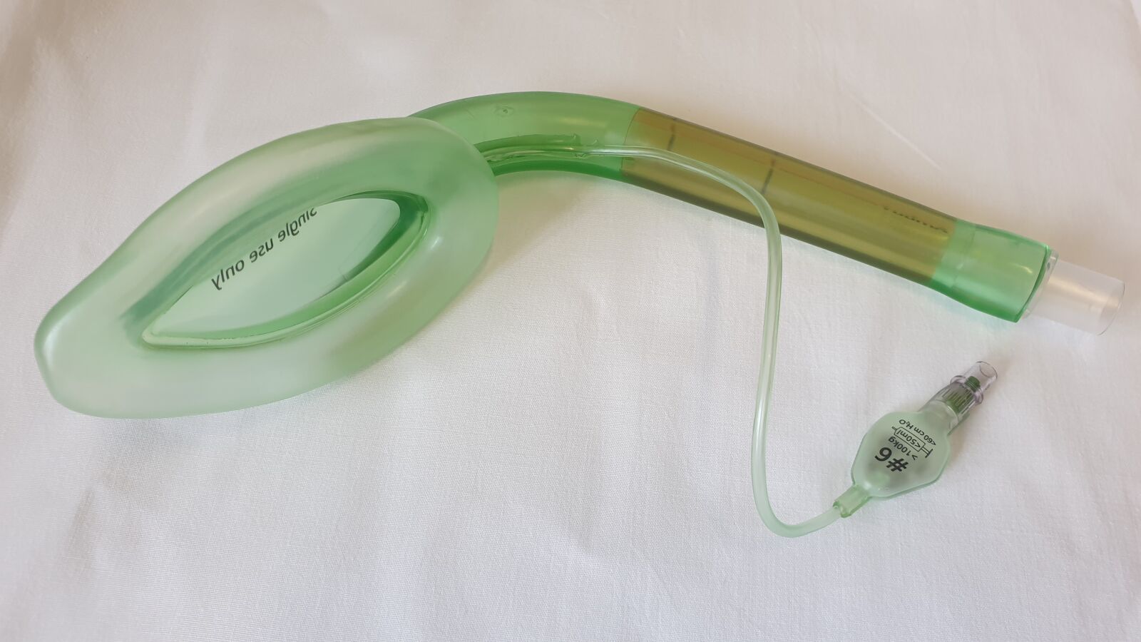Samsung Galaxy S9 sample photo. Laryngeal mask airway, artificial photography