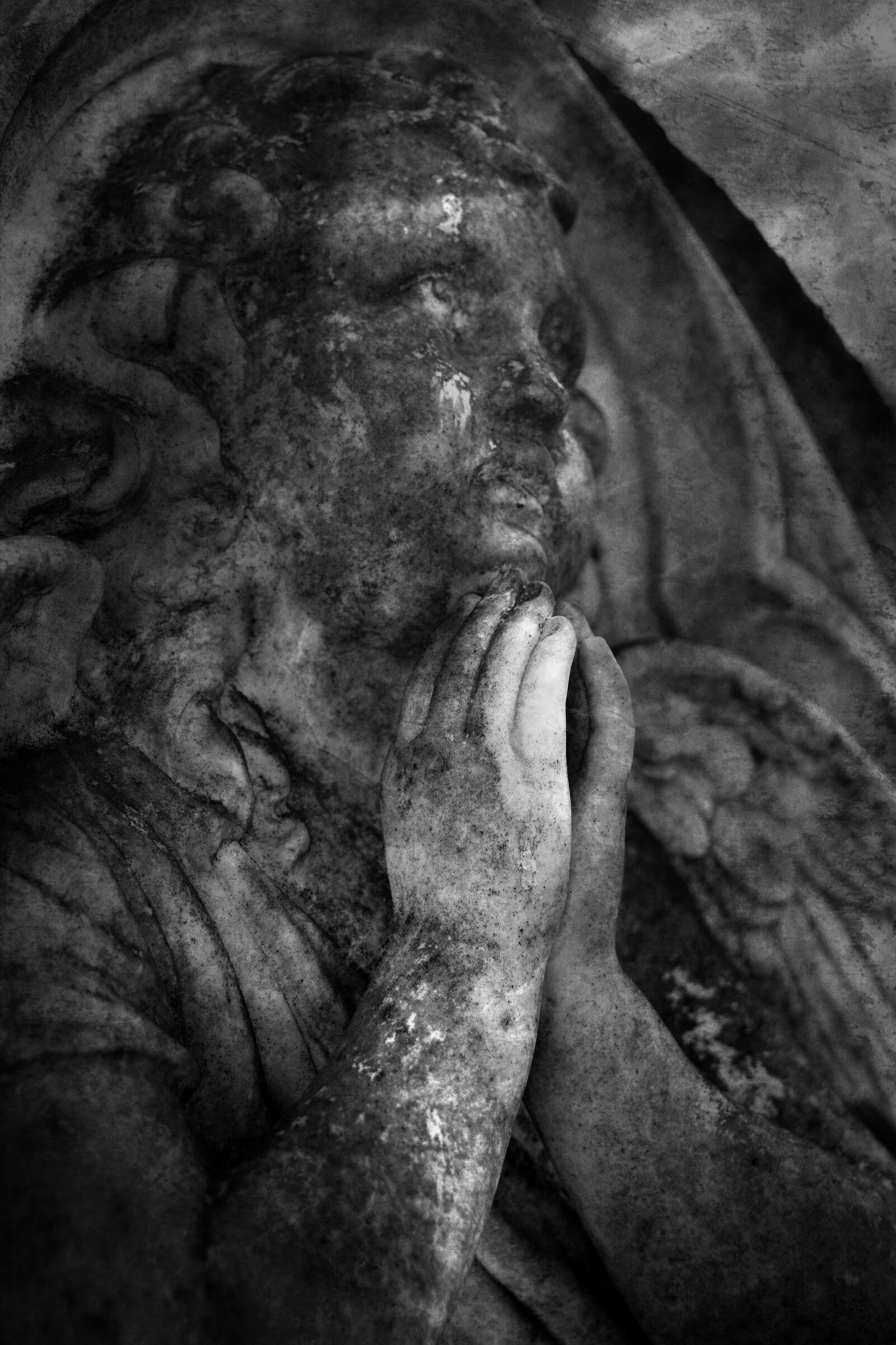 Canon EOS 700D (EOS Rebel T5i / EOS Kiss X7i) sample photo. Dark, black white, fantasy photography