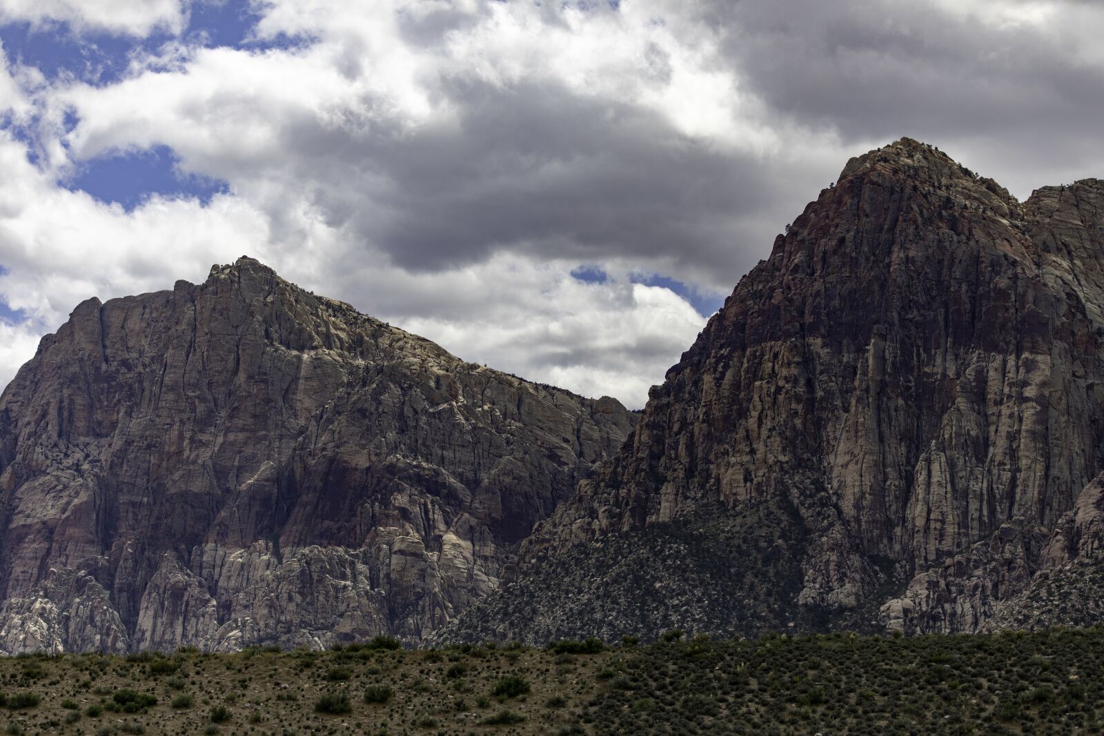 Canon EF 70-200mm F2.8L IS II USM sample photo. Red rock canyon, nevada photography
