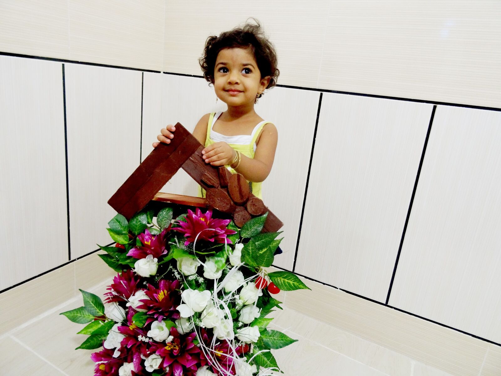 Sony Cyber-shot DSC-HX50V sample photo. Flower, baby, baby girl photography