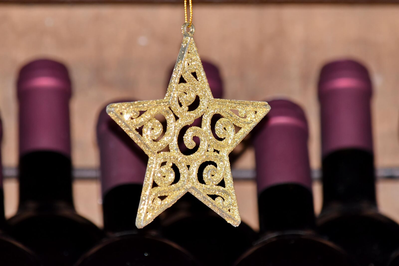 Nikon D5500 sample photo. Bottles, decoration, golden glow photography