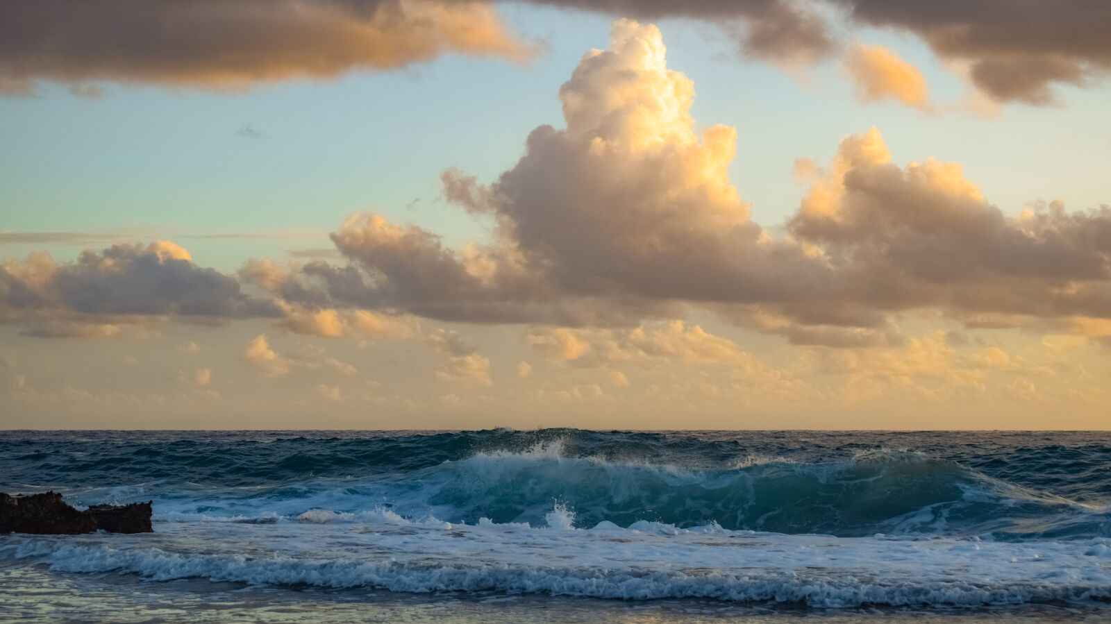 Nikon D3300 sample photo. Sea, waves, sky photography