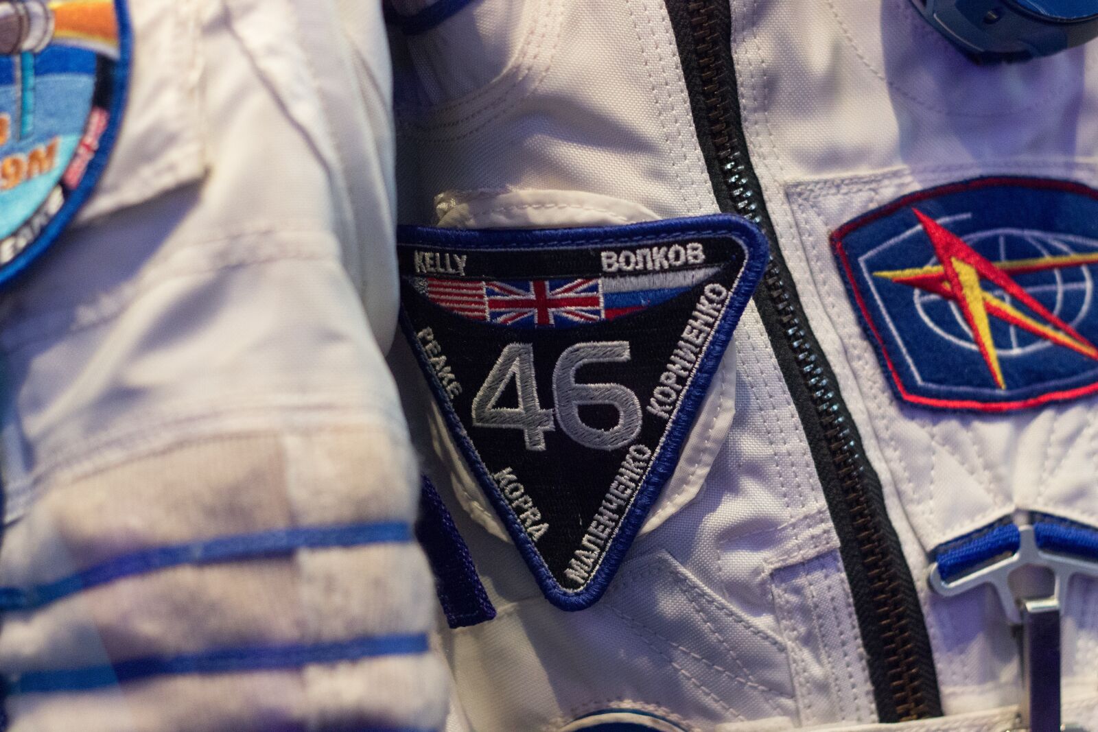 Canon EOS 600D (Rebel EOS T3i / EOS Kiss X5) + Canon EF 50mm F1.8 II sample photo. Tim peake, uk, space photography