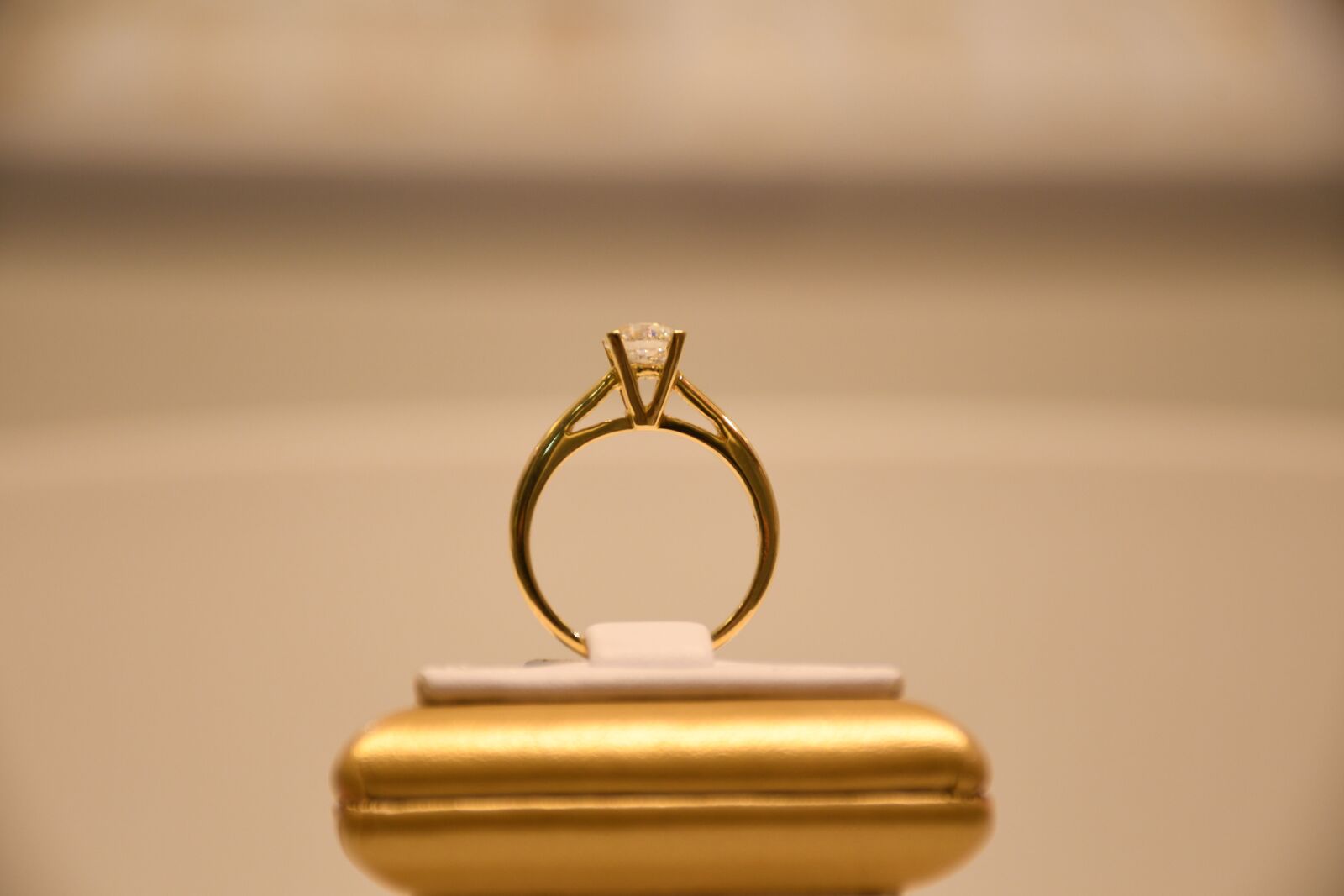 Nikon D7500 sample photo. Jewelry, ring, gold photography