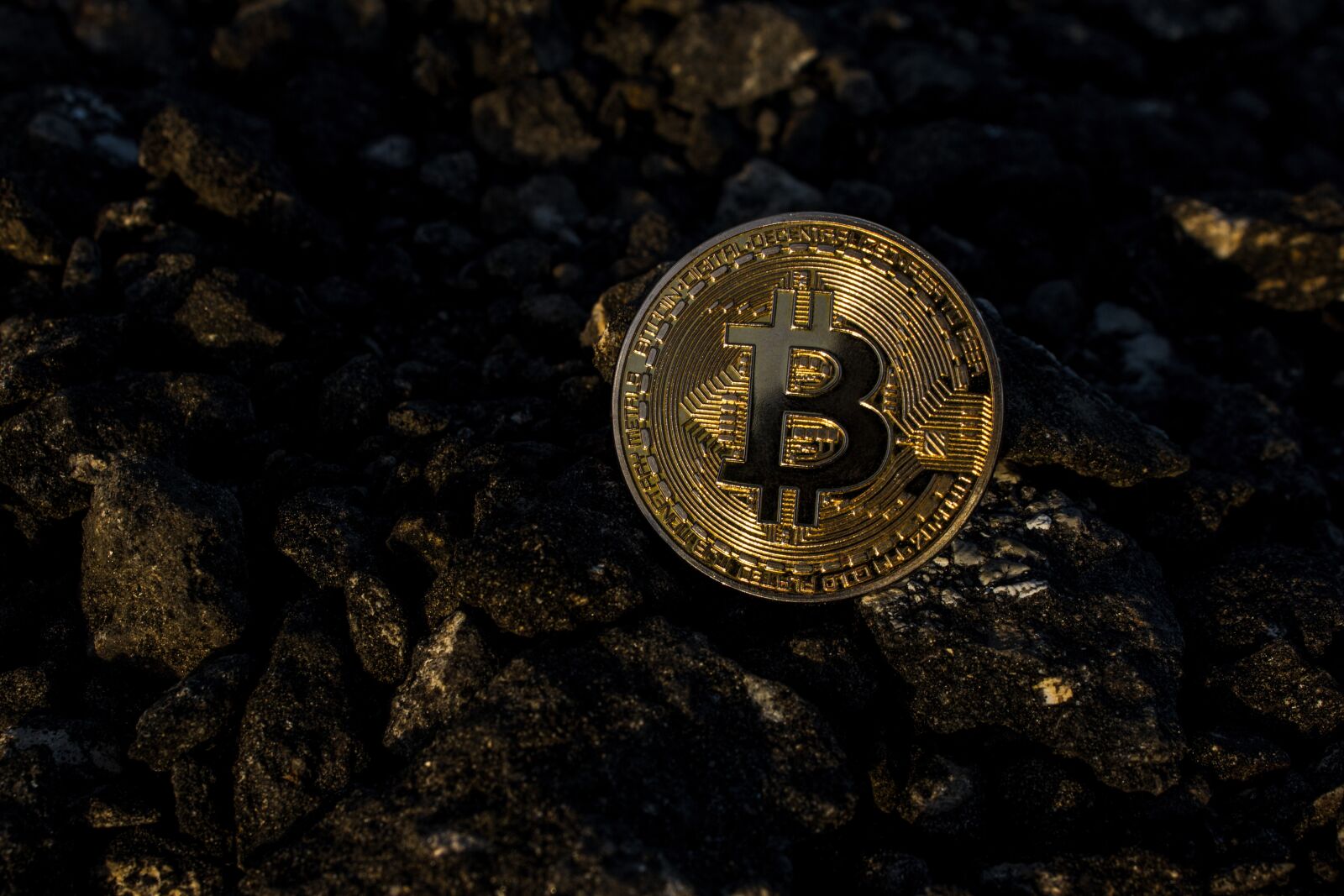 Canon EOS 60D sample photo. Cryptocurrency, finance, blockchain photography