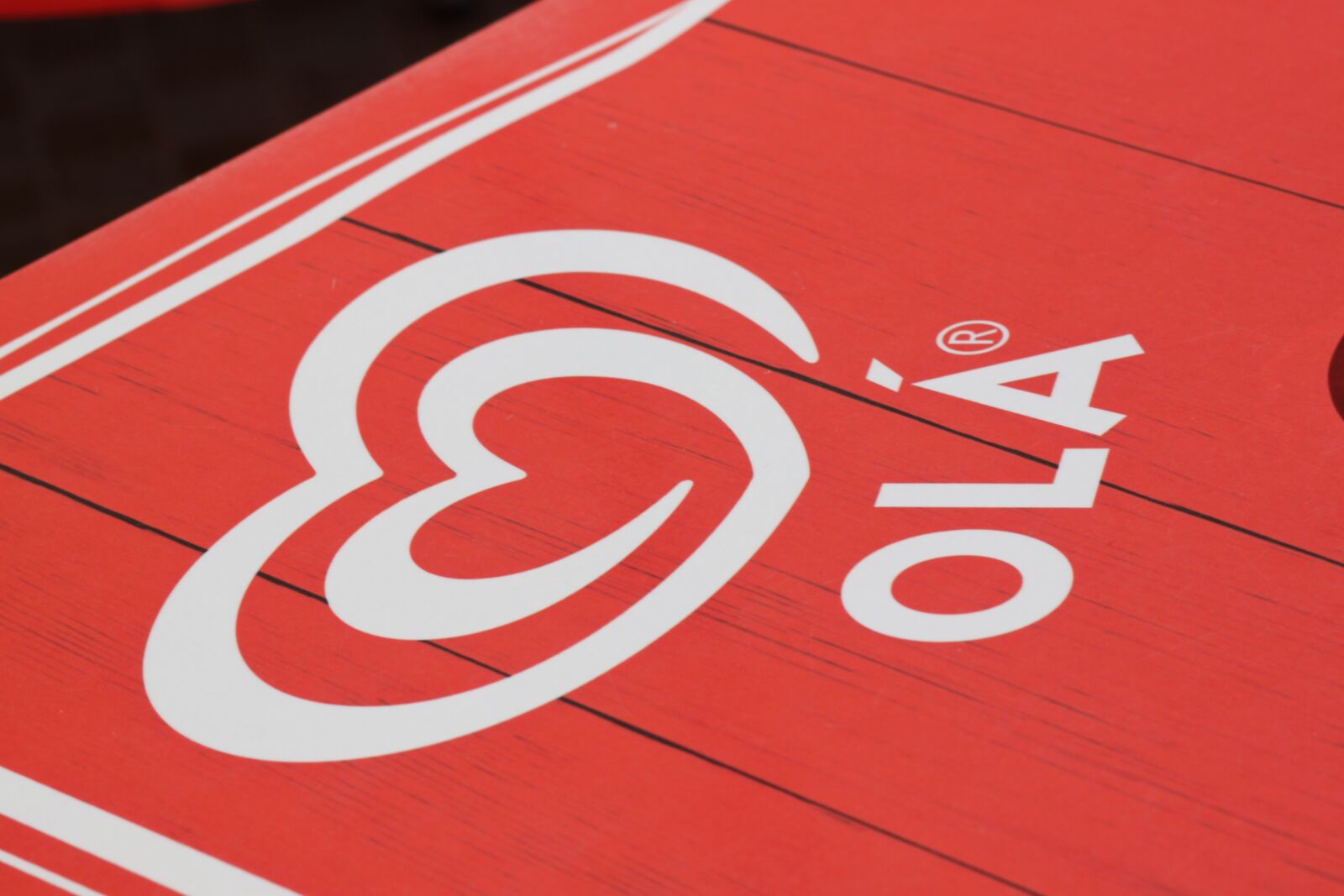 Canon EOS 500D (EOS Rebel T1i / EOS Kiss X3) sample photo. Ice, cream, logo photography