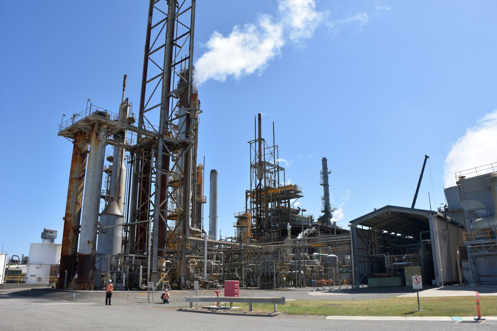 Nikon D3400 sample photo. Factory, industry, ammonium nitrate photography