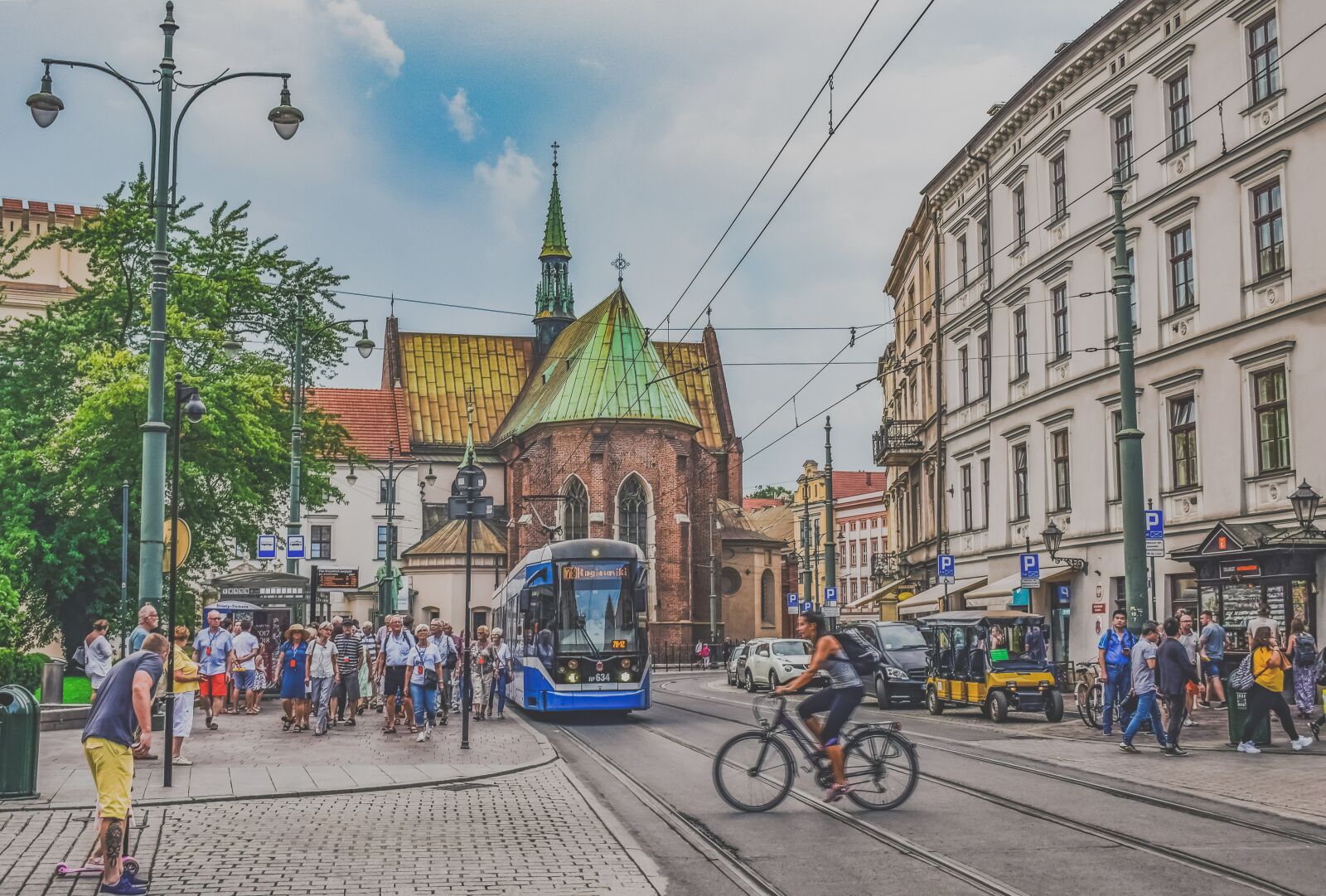 Nikon D3300 sample photo. Street, traffic, tourism photography