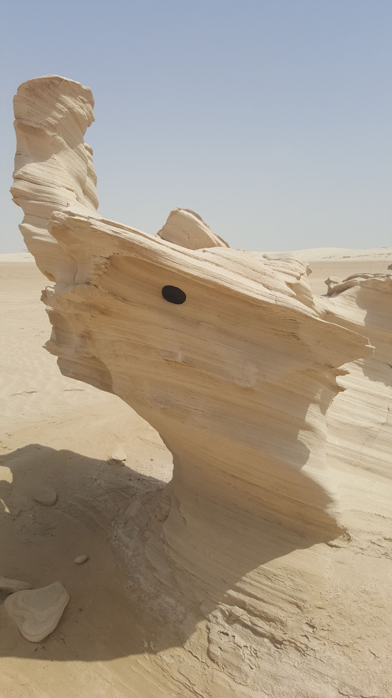 Samsung Galaxy Note5 sample photo. Sand sculpture, sand, white photography