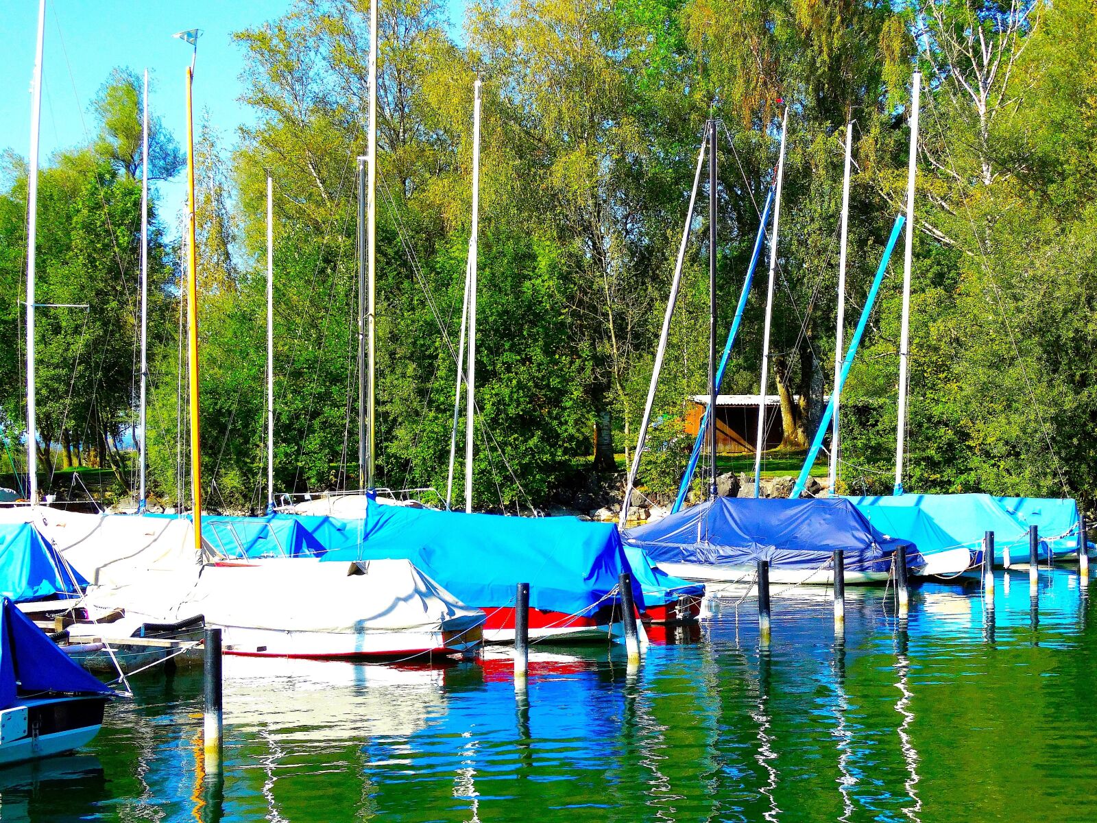 Sony Cyber-shot DSC-HX300 sample photo. Boats, sailing boats, port photography