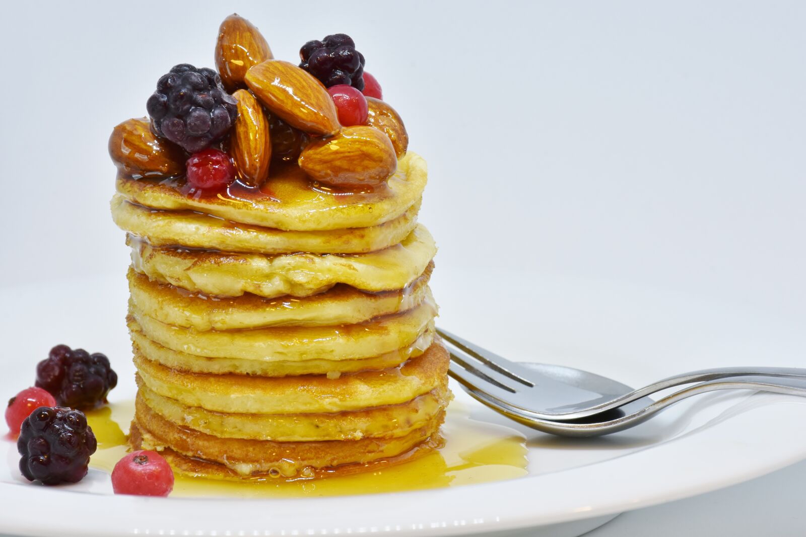 Nikon D7200 sample photo. Pancake, honey, nuts photography