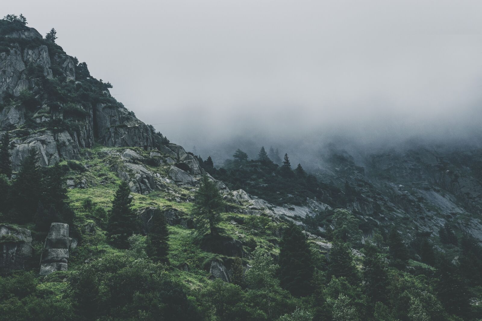 Nikon D5300 sample photo. Alpine, cliff, clouds photography