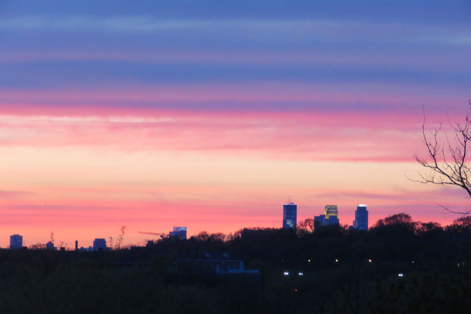 Canon PowerShot SX60 HS sample photo. City, sunset photography