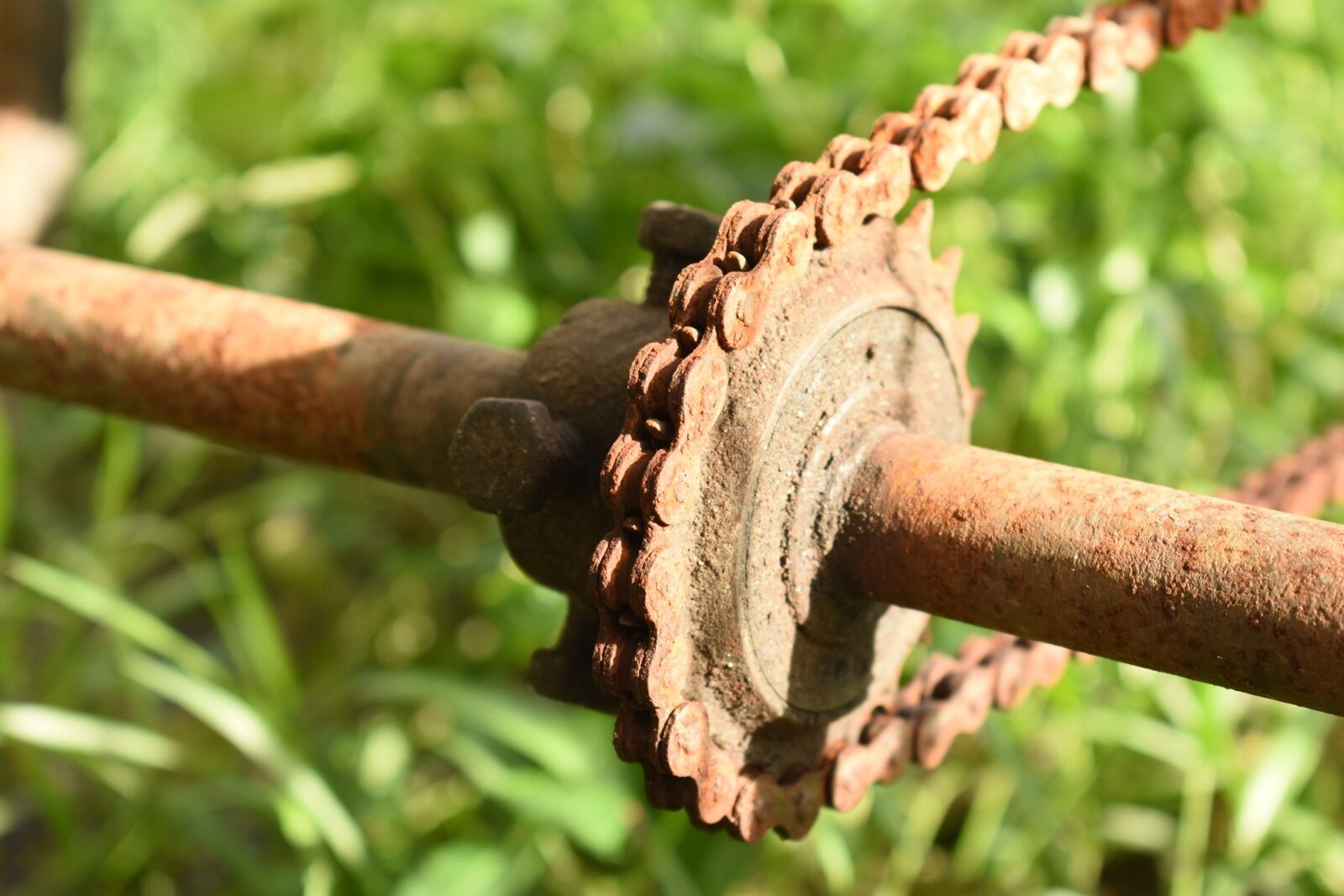Nikon D3400 sample photo. Gears, old, engineering photography