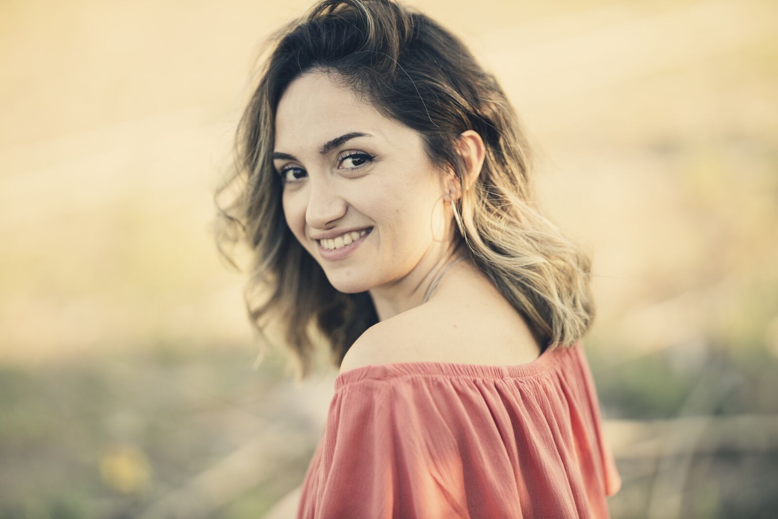 Canon RF 85mm F1.2L USM sample photo. Fashion, portrait, woman photography