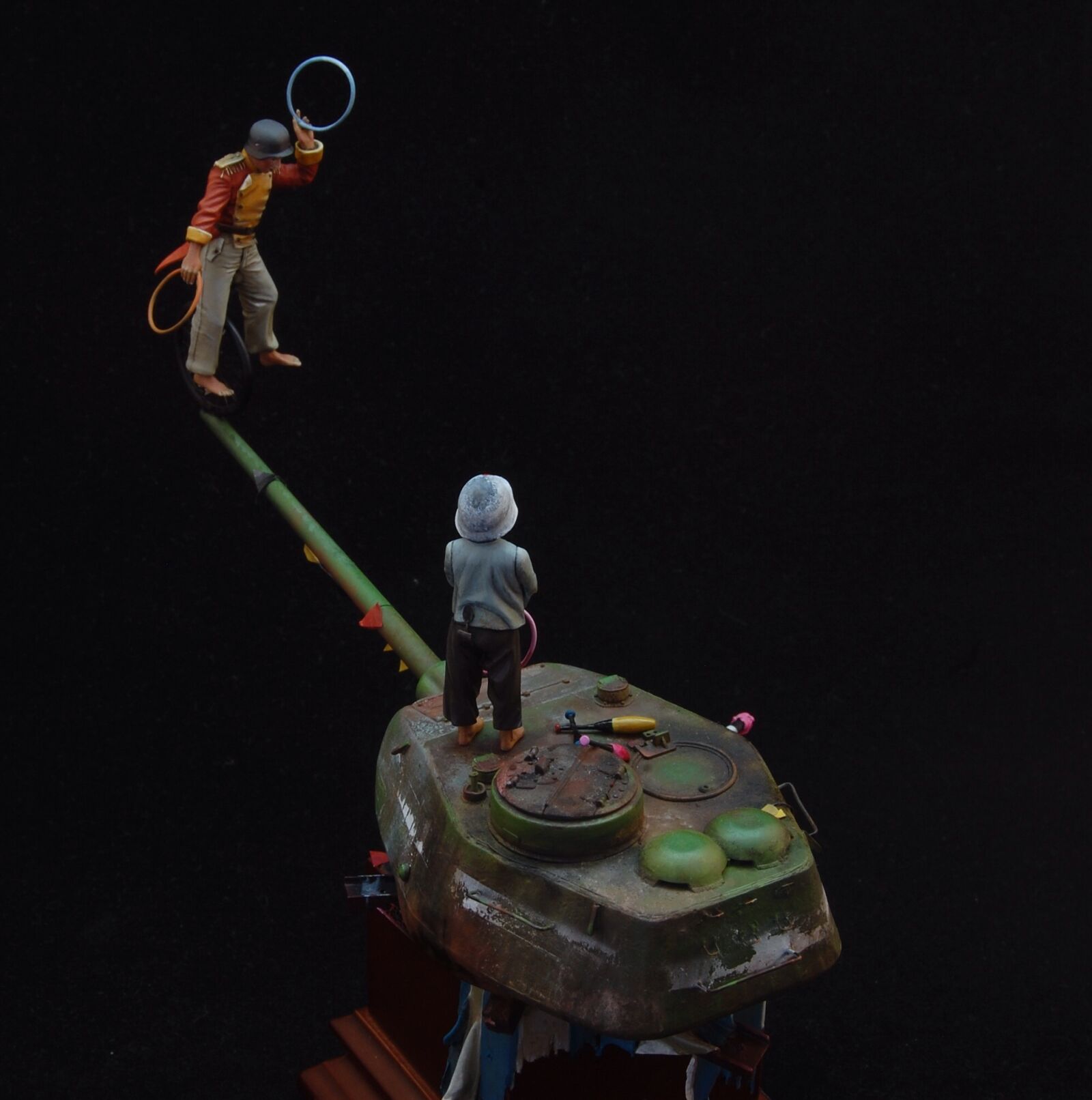 Nikon D40 sample photo. Circus, war, miniature photography