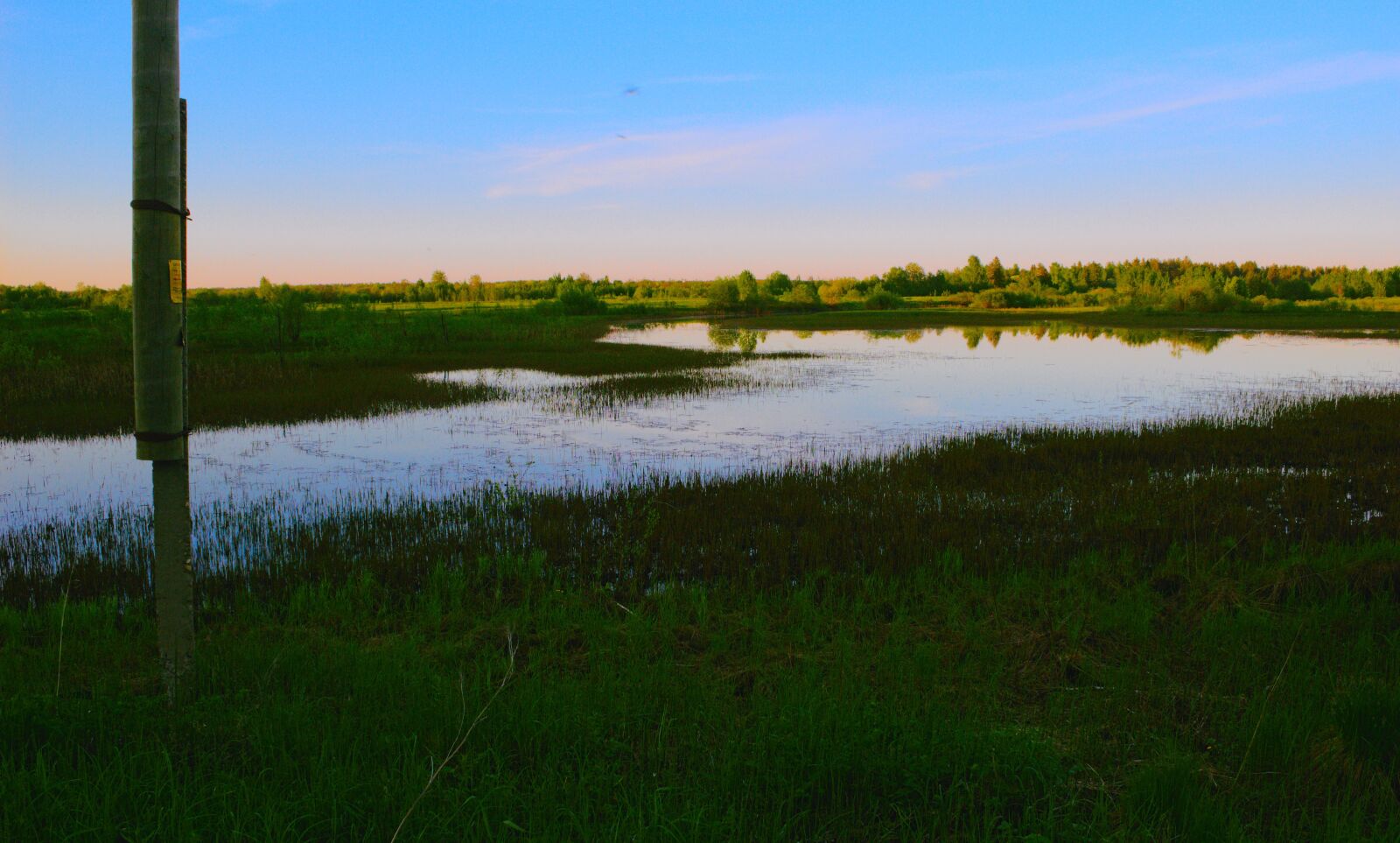 Canon EOS 100D (EOS Rebel SL1 / EOS Kiss X7) sample photo. Landscape, river, sky photography