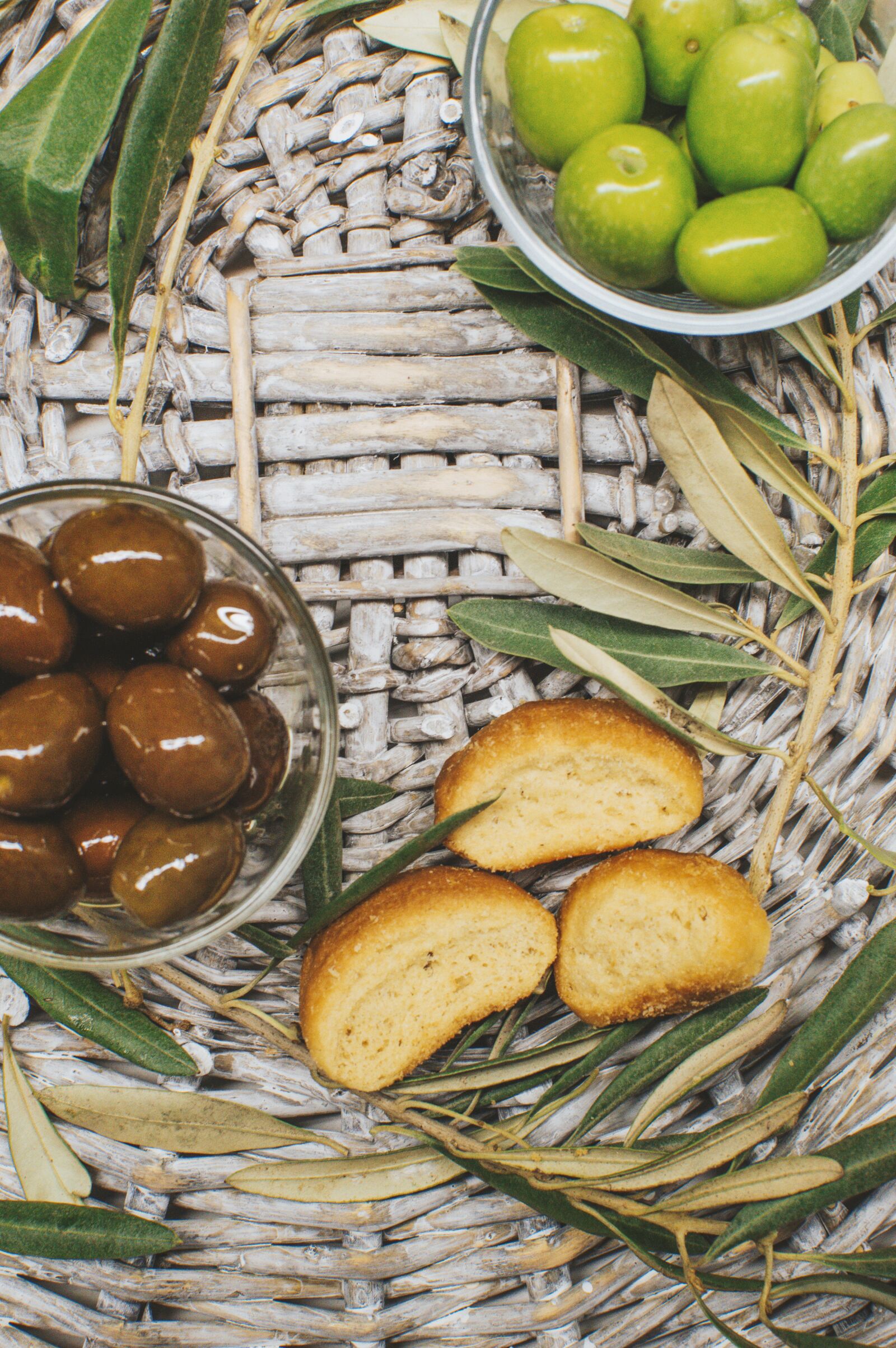 Nikon D3200 sample photo. Olives, green, mediterranean photography