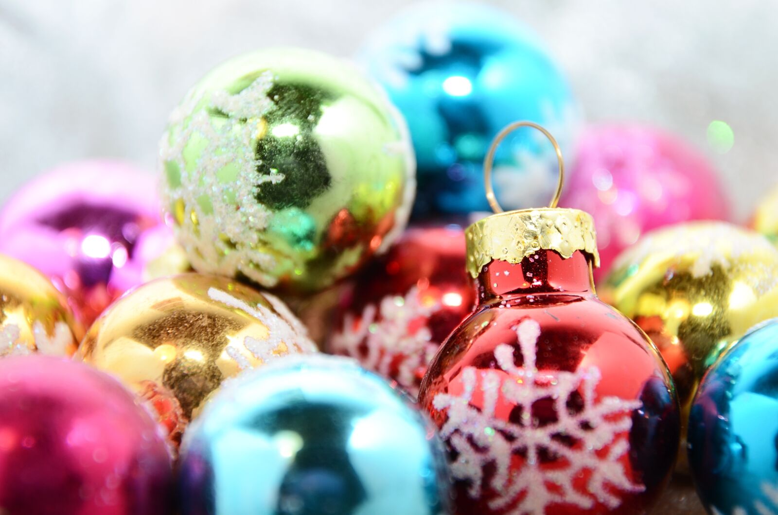 Nikon D5100 sample photo. Christbaumkugeln, christmas, decoration photography