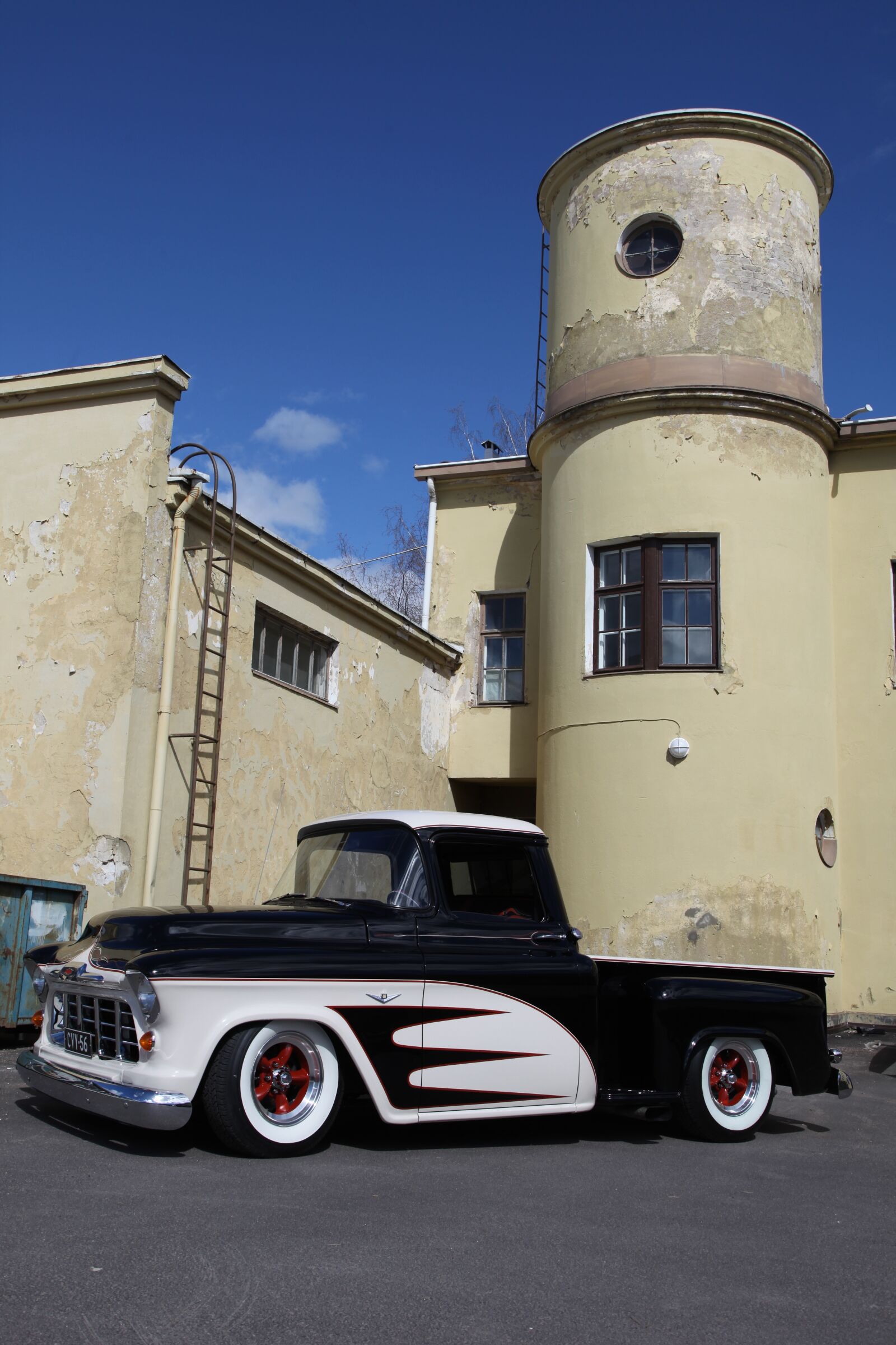 Canon EOS 5D Mark II sample photo. Chevy -56, pick-up, classic photography
